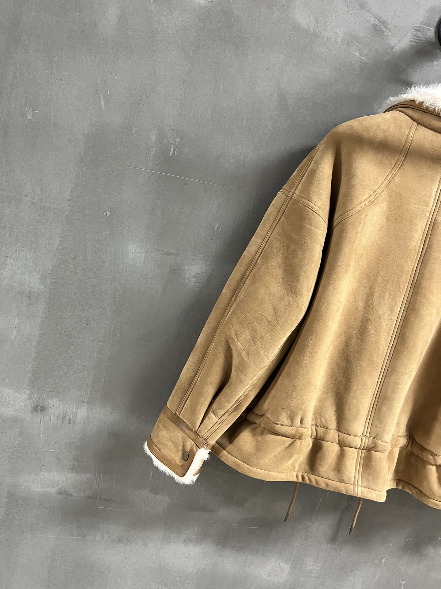 Miu Miu Shearling Jacket: Chic, Versatile, and Slimming Design - Autumn 2025 9 i1762443715729 4326 0 7