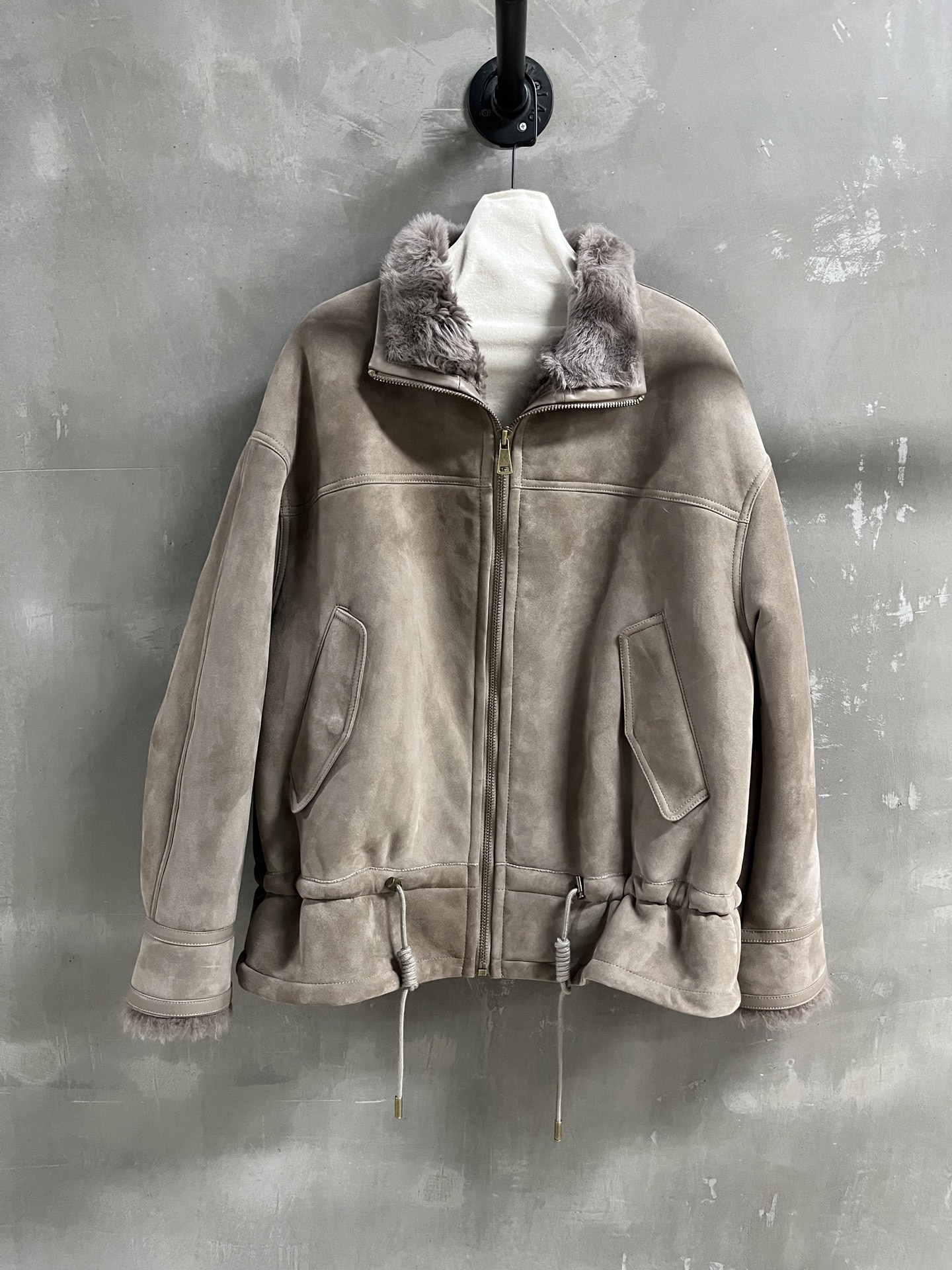 i1762443887086 2424 0 0