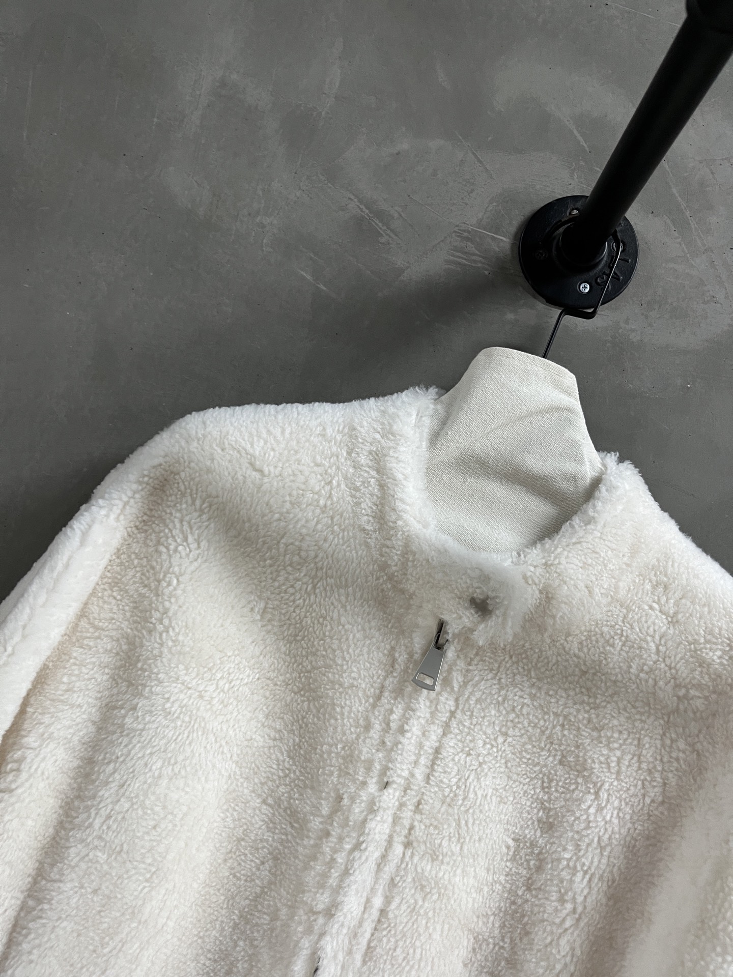 Loro Piana Wool Blend Jacket - Timeless Style, Luxurious Comfort 5 i1762529761076 4372 0 2