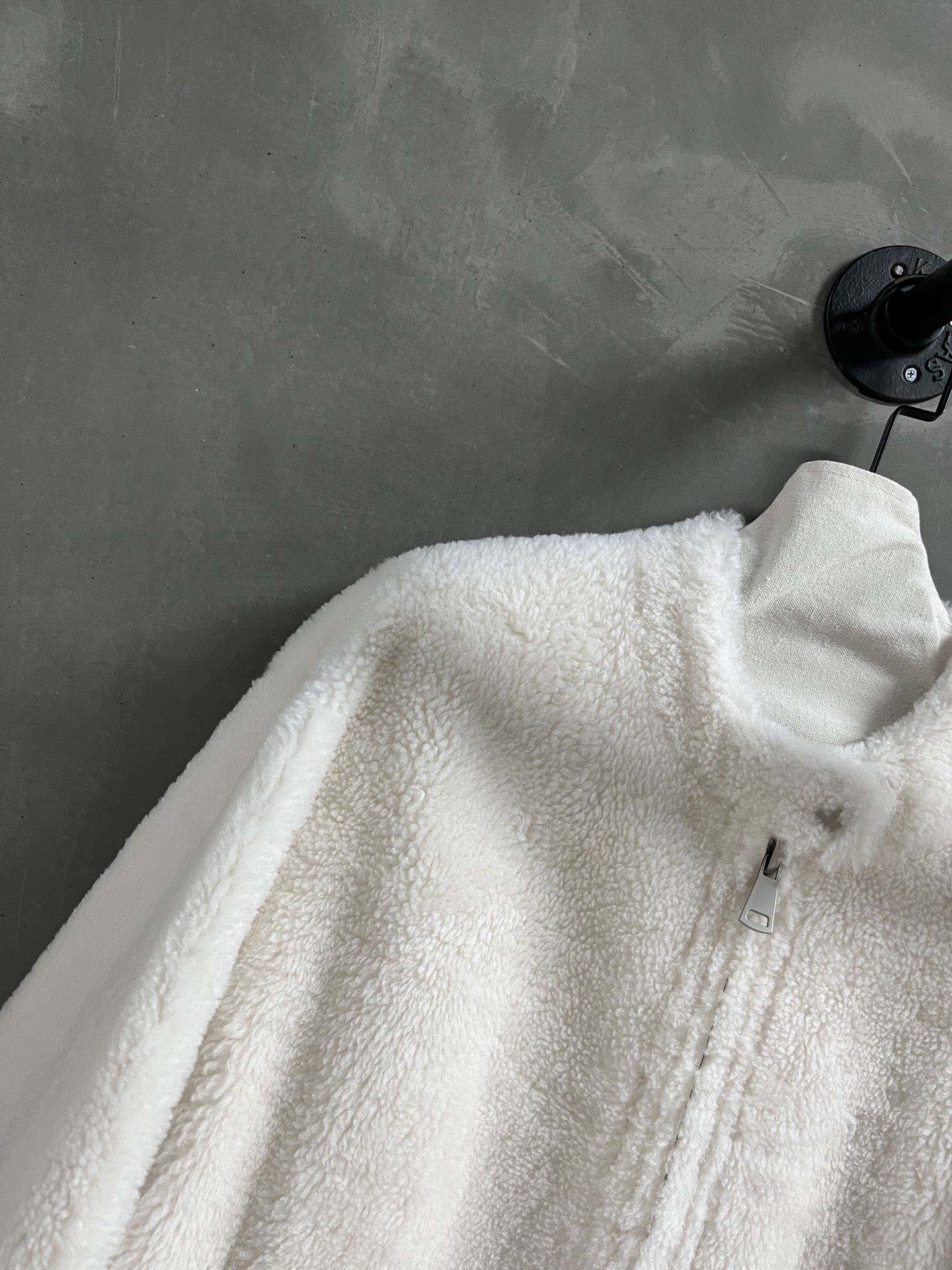 Loro Piana Wool Blend Jacket - Timeless Style, Luxurious Comfort 4 i1762529764076 6719 0 1