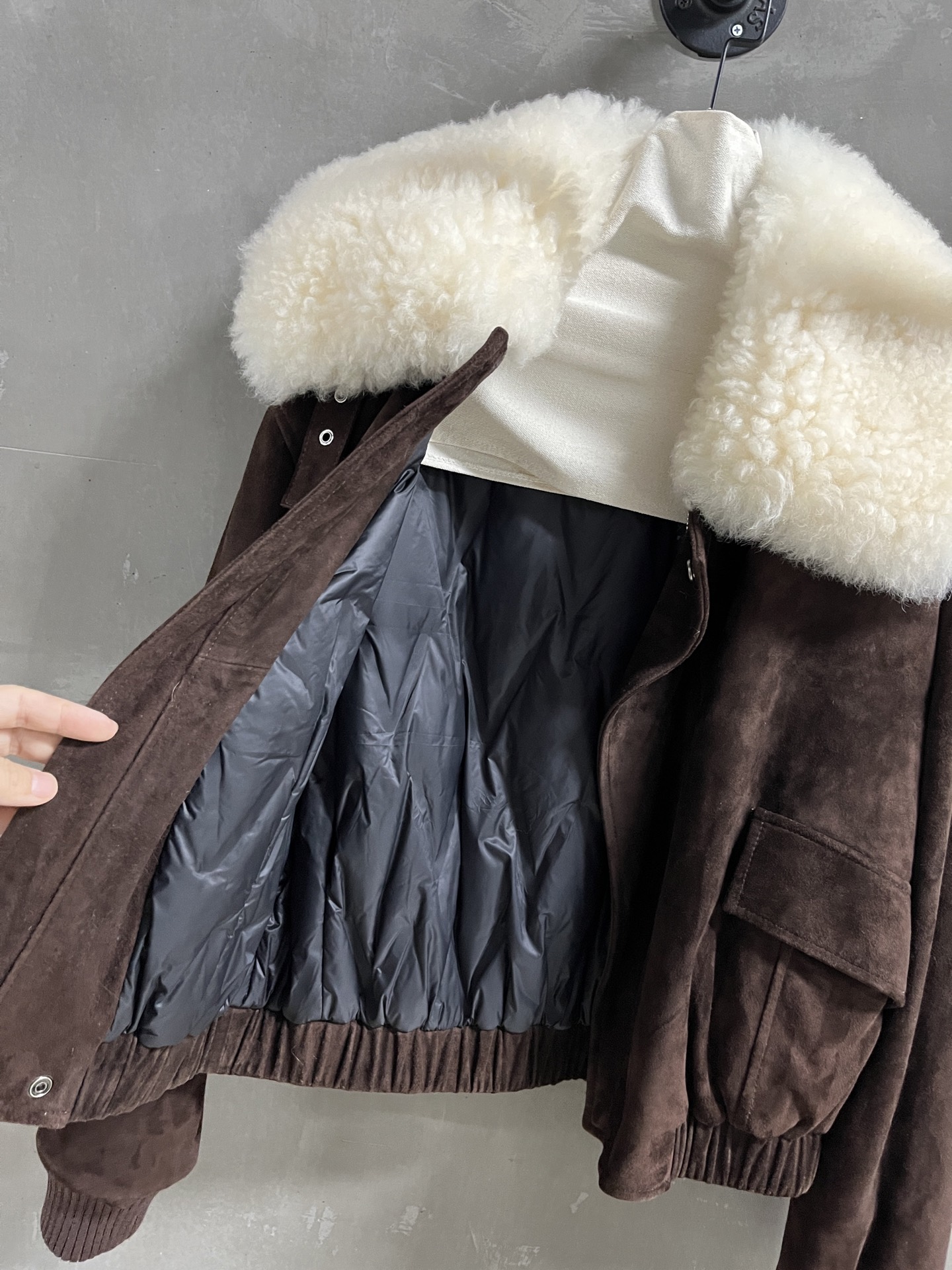 i1763826282885 4389 0 5