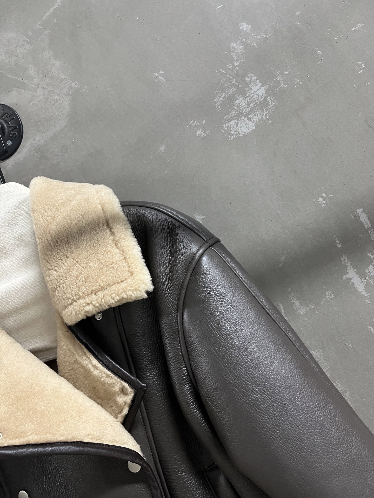 Loewe Shearling Jacket - Stylish & Versatile, Merino Wool, Perfect Fit 6 i1764862648163 7936 0 4