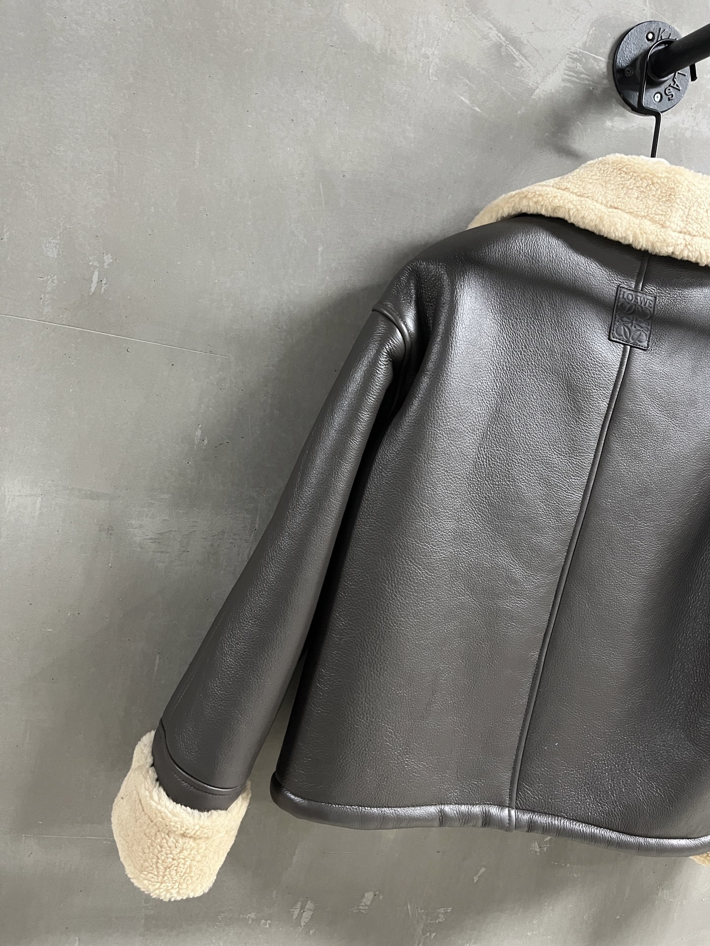 Loewe Shearling Jacket - Stylish & Versatile, Merino Wool, Perfect Fit 8 i1764862648361 4982 0 6