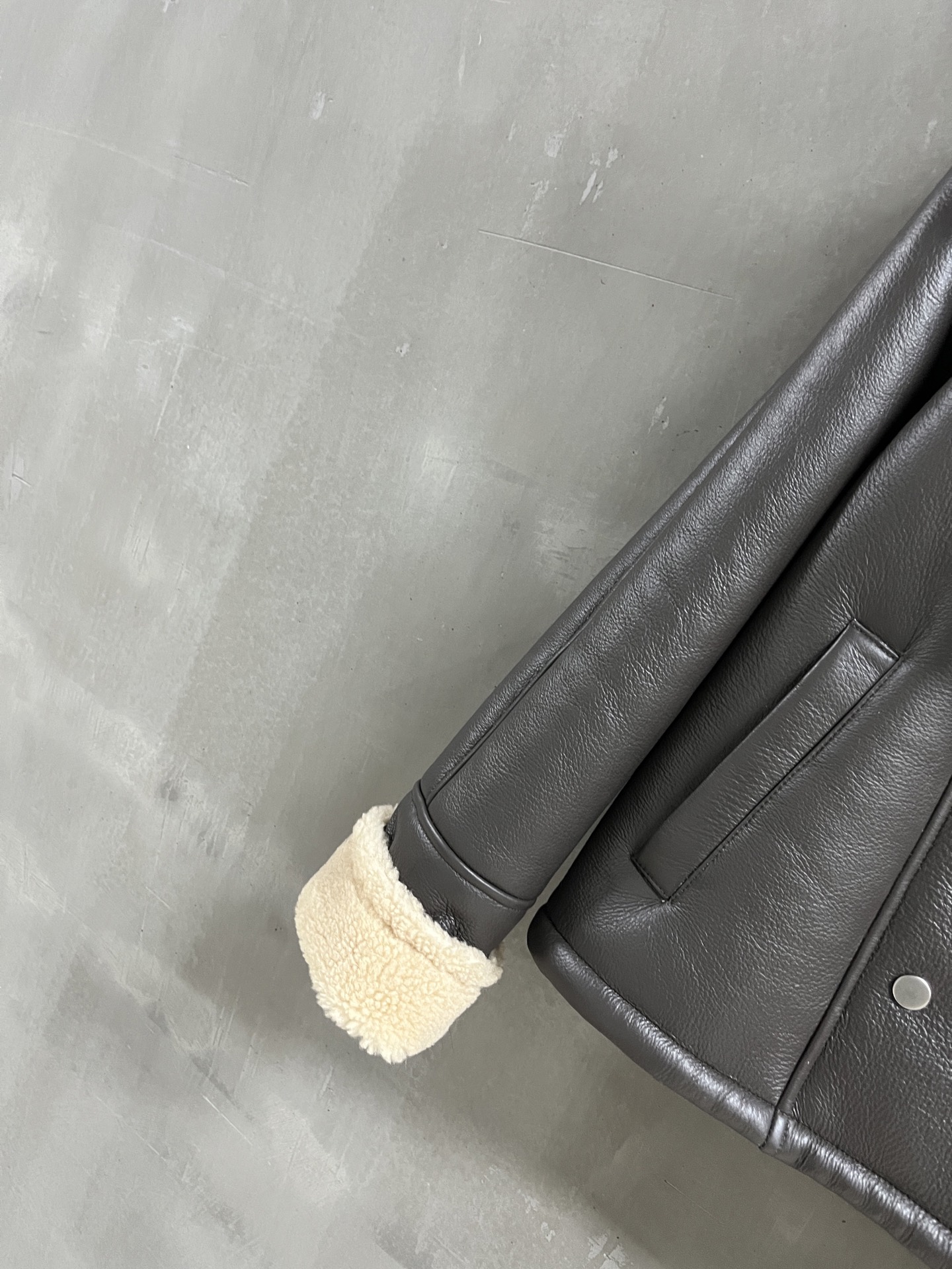 Loewe Shearling Jacket - Stylish & Versatile, Merino Wool, Perfect Fit 3 i1764862653648 9939 0 1