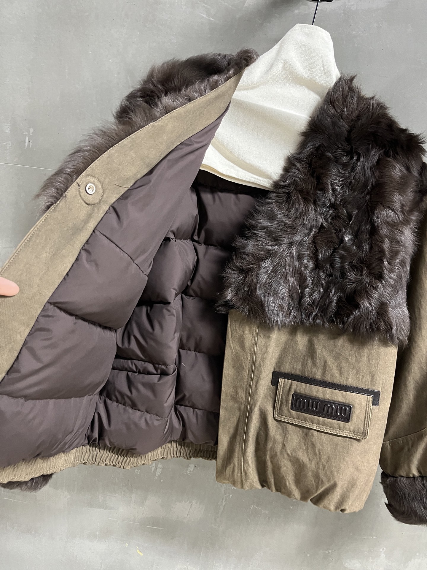 i1764863574567 8600 0 5