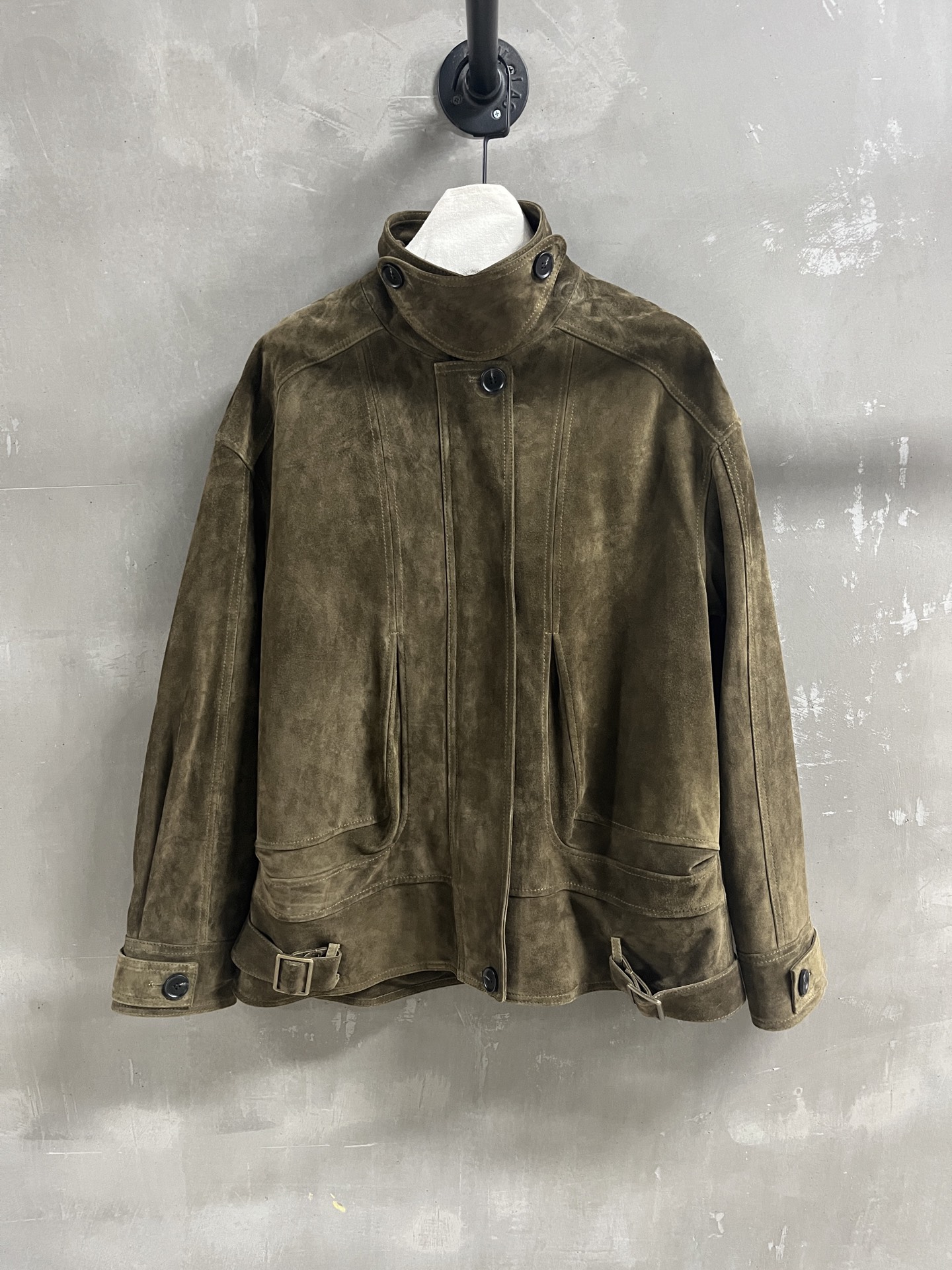 NO:689000,Special offer is here for Balenciaga suede leather cotton jacket, unique sample M1, size M, bust 120, shoulder width 56, length 68, sleeve length 55, special price, no return, no exchange, no free shipping, balenciaga,19860909特价福利来了Balenciaga 绒面皮棉服 孤品样衣M1 尺寸M胸围120 肩宽56 衣长68 袖长55,特价 不退不换不包邮,balenciaga,,Women's clothing