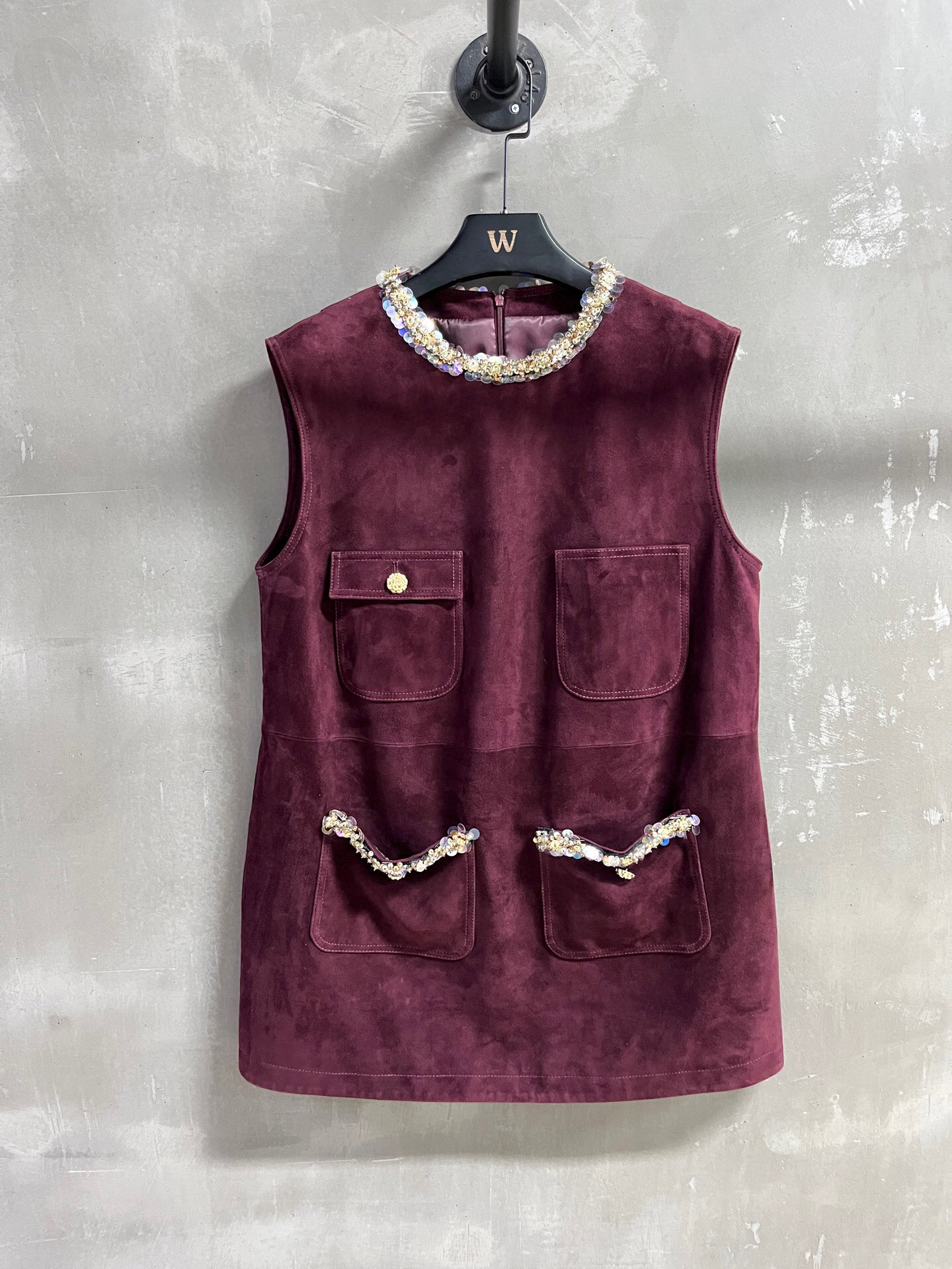 NO:702392,Special offer is here, Chanel mixed-breed sheep suede, one-of-a-kind sample garment M1, size M, bust 104, length 76, shoulder width 43, special offer, no refunds, no exchanges, no free shipping, chanel,19860909特价福利来了香奈儿 混种羊反绒 孤品样衣M1 尺寸M码胸围104衣长76肩宽43,特价 不退不换不包邮,chanel,,Women's clothing