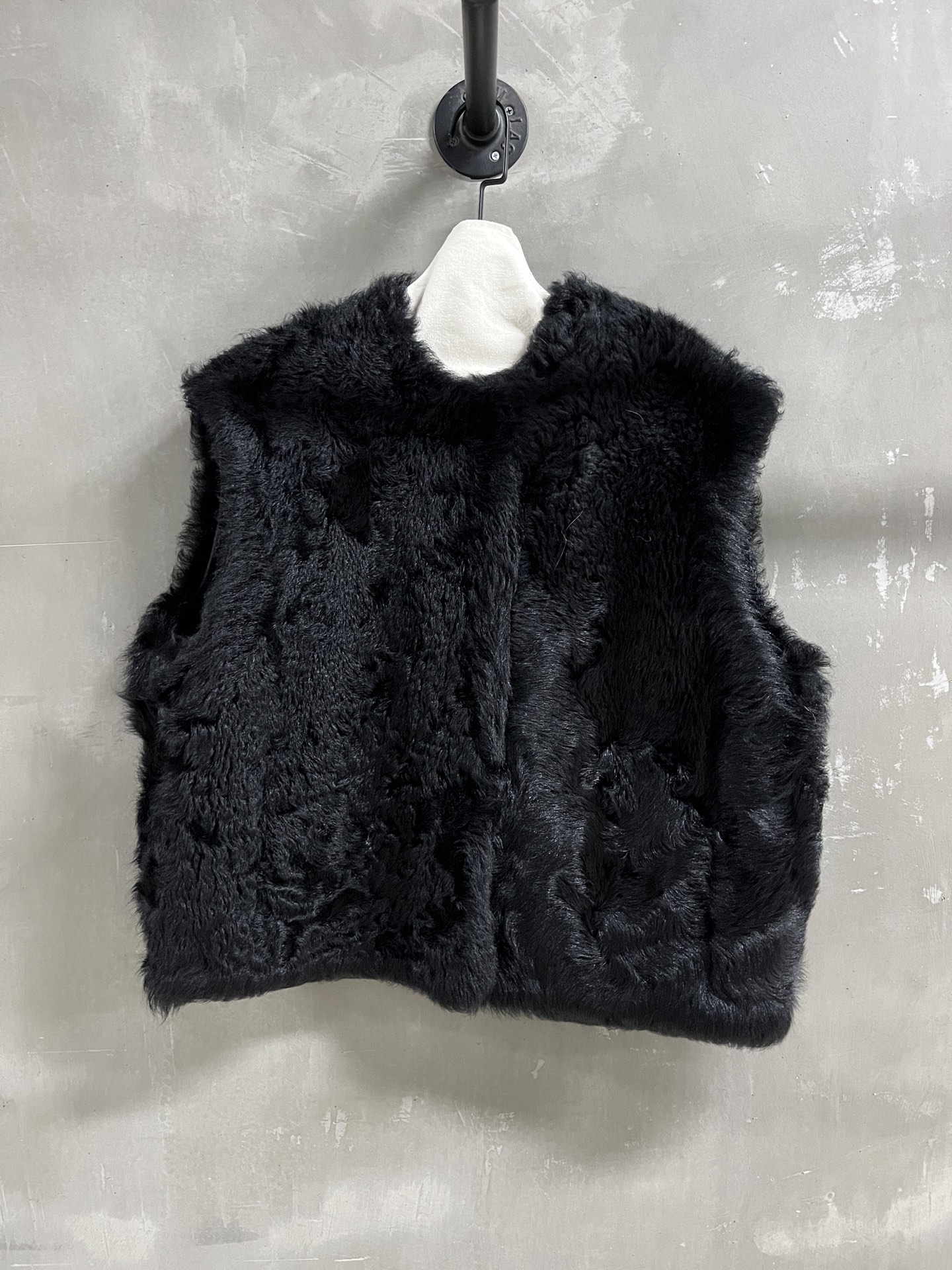 NO:720184,Midnight bonus is here, Toteme sheepskin all-in-one unique sample garment M1, size M, bust 126, length 59, shoulder width 50, special price, no return, no exchange, no free shipping, sheepskin,19860909午夜福利来了Toteme 羊皮毛一体孤品样衣M1 尺寸M码胸围126 衣长59 肩宽50,特价 不退不换不包邮,sheepskin,,Women's clothing