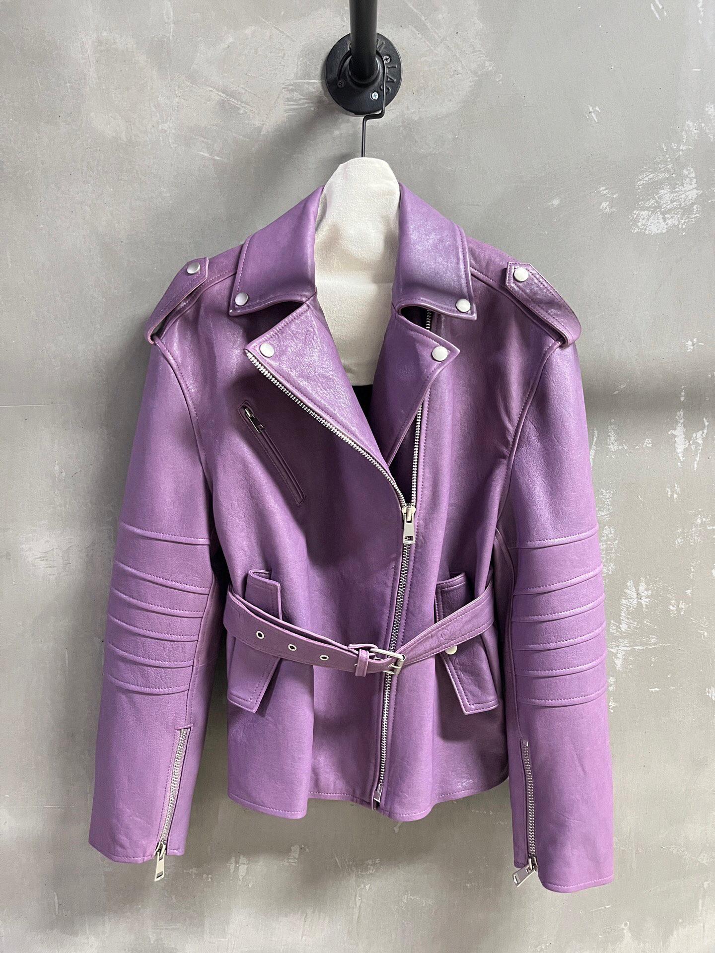 NO:742591,Introduction to MARKGONG | 2026 Spring New Products This season’s best outerwear items!  Original custom-made, sweet and cool retro style, easy-to-match and fashionable version!  - MATERIAL Material - leather imported goatskin natural grain sizeＳ- L M size bust 116 length 63 shoulder width 55 sleeve length 60 price, women's clothing, jackets & coats, sheepskin,19860909MARKGONG简介｜2026春装新品 本季度最佳外套单品！原版订制 甜酷风复古气质,版型不挑人百搭又时髦！ - MATERIAL 材质 - 皮面进口山羊皮自然纹 sizeＳ- L M码胸围116 衣长63 肩宽55 袖长60 price,女装,jackets & coats,sheepskin,,Women's clothing