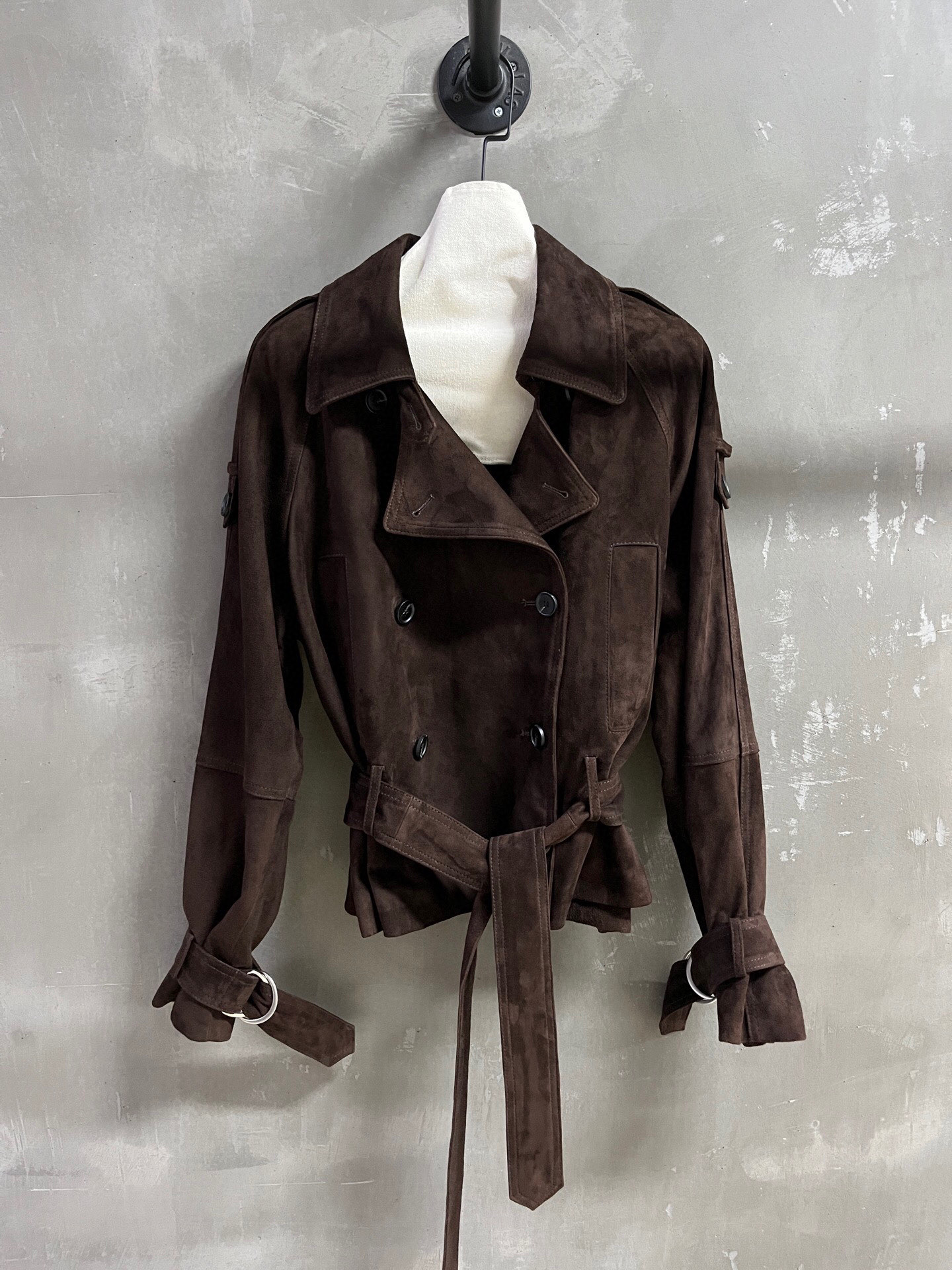 NO:779347,BC Introduction | 2026 Spring New Products This season’s best outerwear items!  Classic old money style design, loose fit, versatile and fashionable!  - MATERIAL Material - leather imported Turkish mixed sheepskin size S- L M size bust 116 length 58 raglan sleeve length 75 price, women's clothing, jackets & coats, sheepskin,19860909BC简介｜2026春装新品 本季度最佳外套单品！经典老钱风设计 宽松版型不挑人百搭又时髦！ - MATERIAL 材质 - 皮面进口土耳其混种羊皮 size S- L M码胸围116 衣长58 连肩袖长75 price,女装,jackets & coats,sheepskin,,Women's clothing