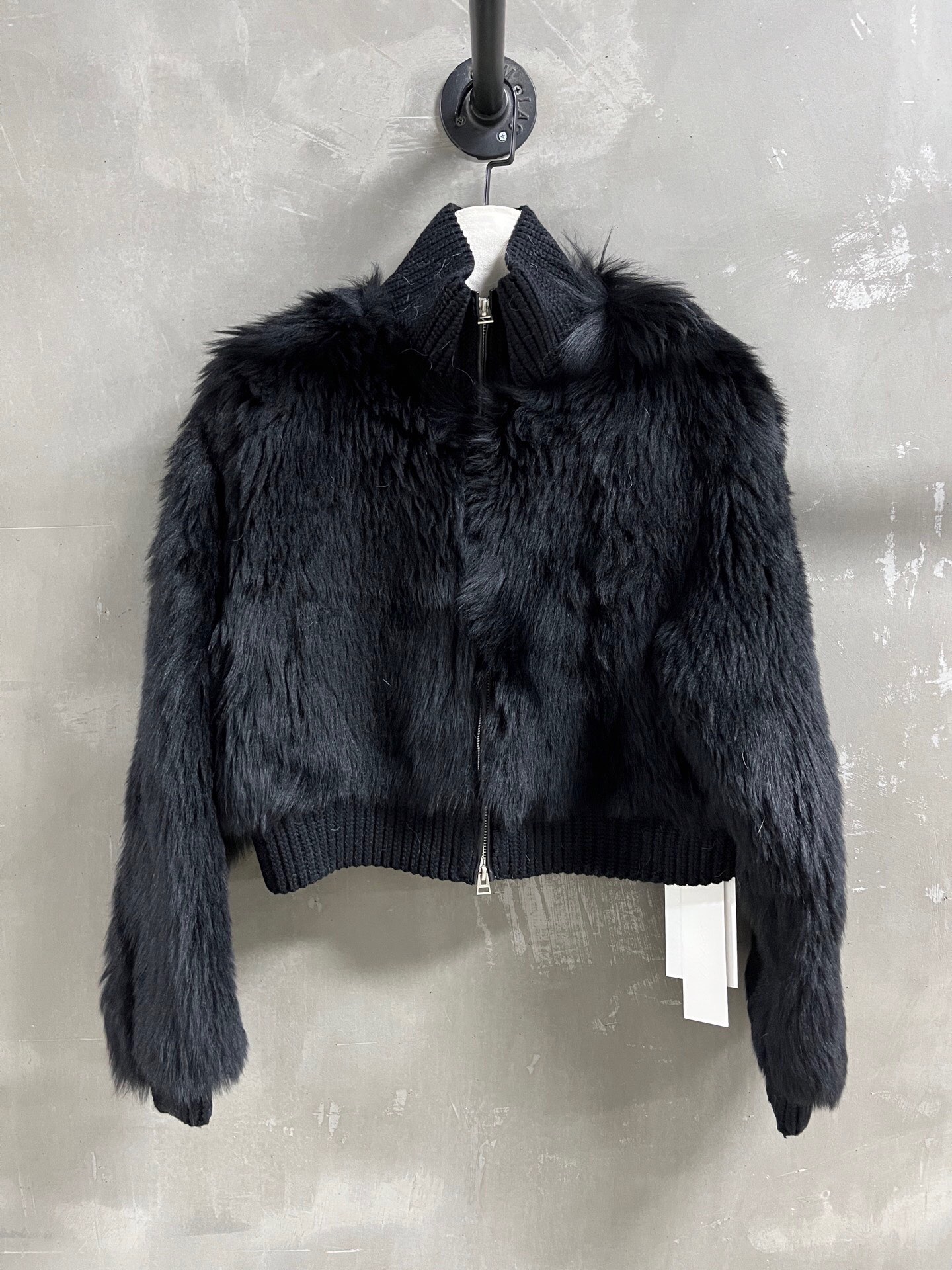 NO:884972,Special offer is here for Dior Tuscan fur all-in-one unique sample dress M1, size M, bust 108, length 48, raglan sleeve length 78, special offer, no return, no exchange, no free shipping, dior,19860909特价福利来了Dior 托斯卡纳皮毛一体孤品样衣M1 尺寸M码胸围108 衣长48 连肩袖长78,特价 不退不换不包邮,dior,,Women's clothing