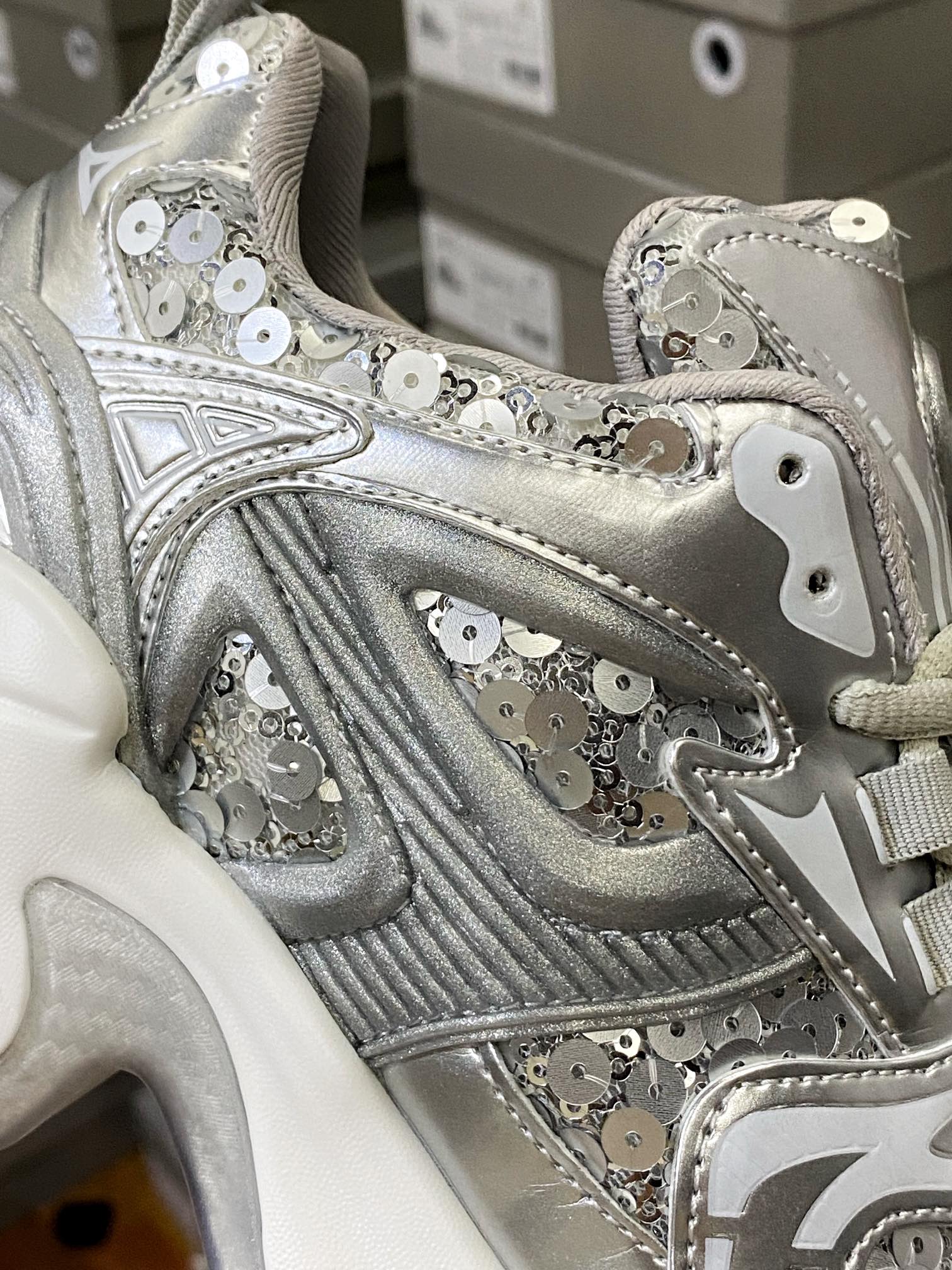 OK version of the GG-CC Daddy Shoes produced by Guangdong Daddy Factory Zhao Lusi and Ju Jingyi