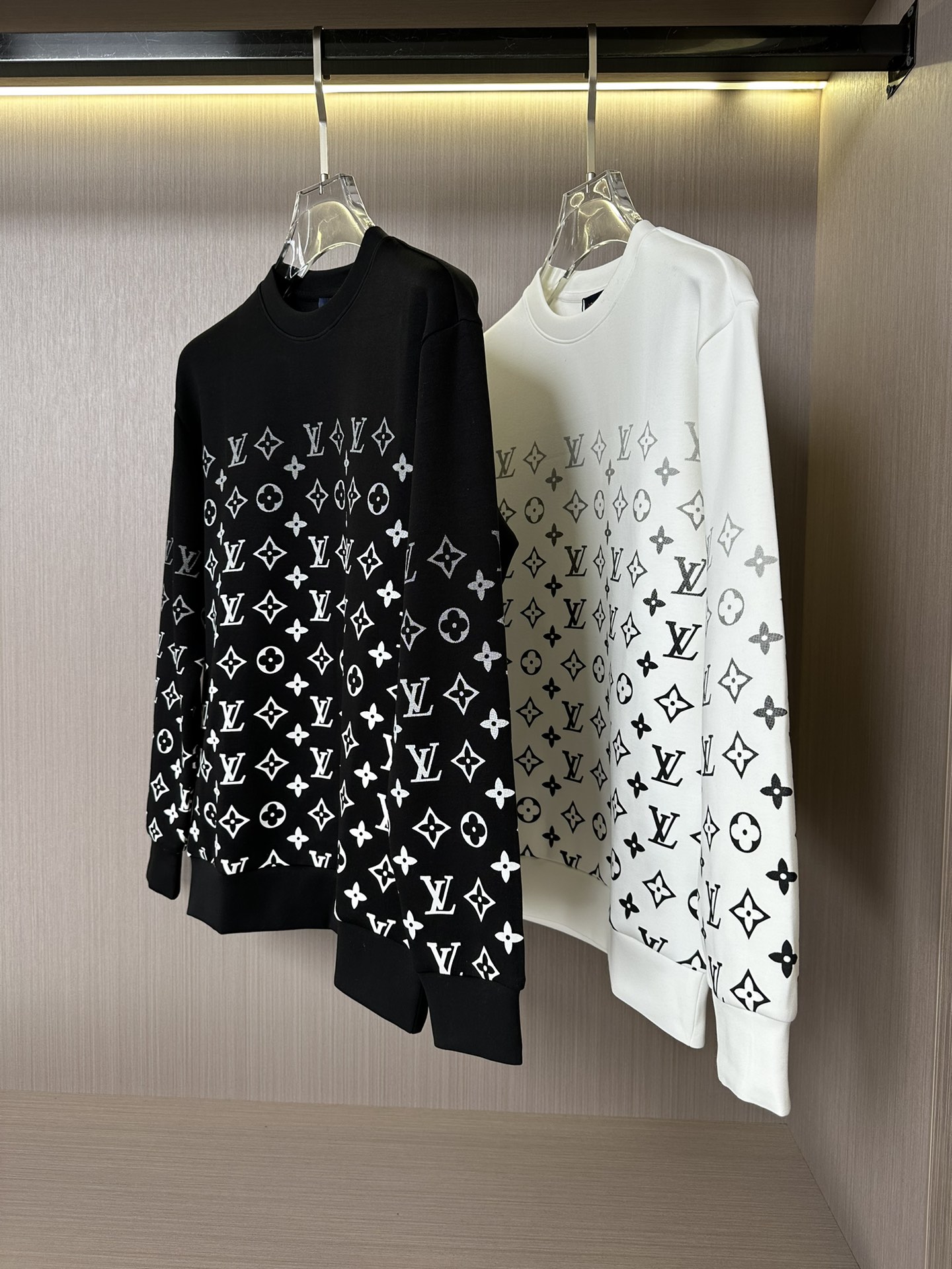 Louis Vuitton Haute Couture Haute Couture Ready-to-Wear Clothing Dress 2