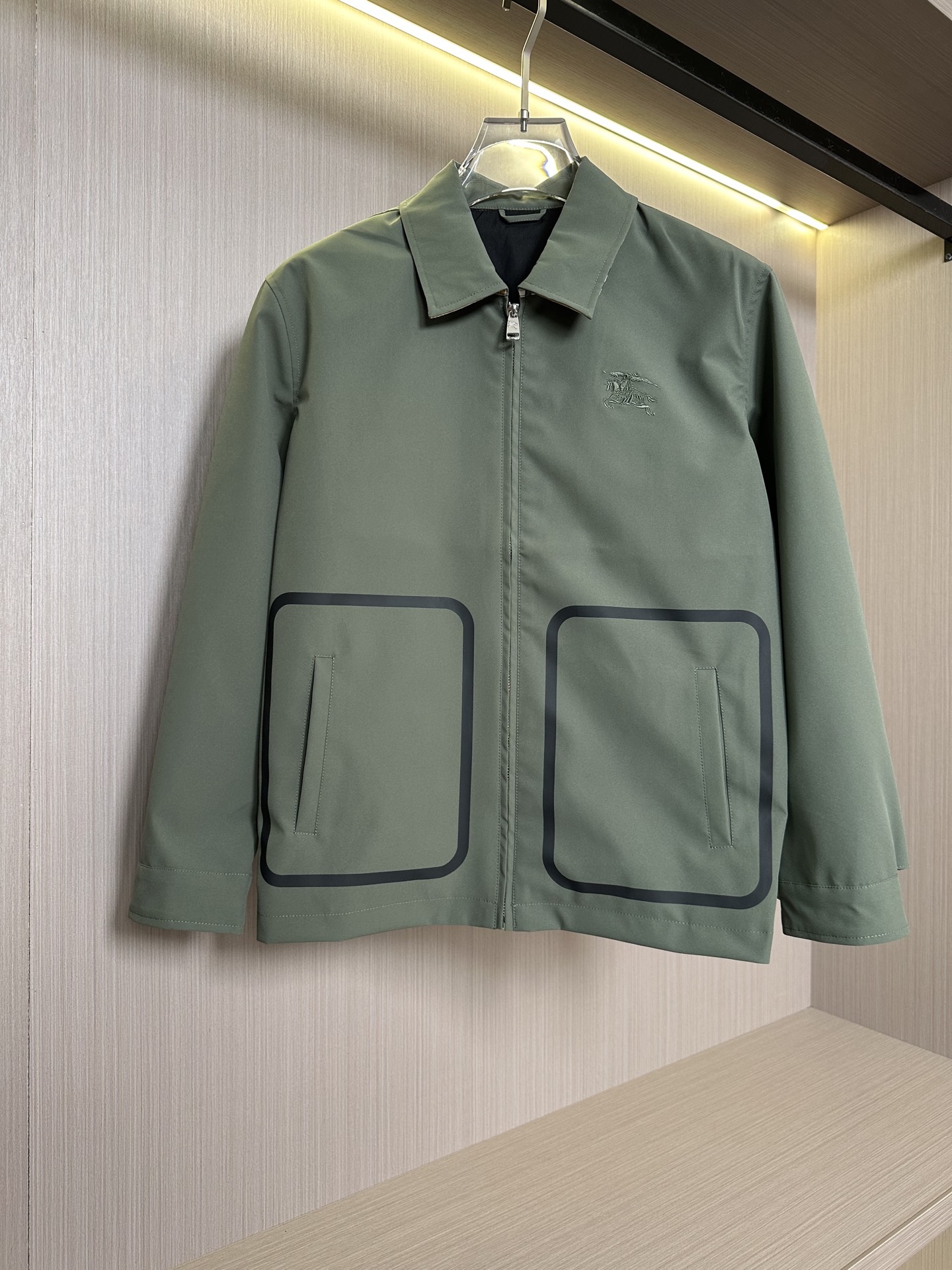 NO:131738,Military green..., alexander wang19860909军绿色……,,alexander wang,Men's clothing