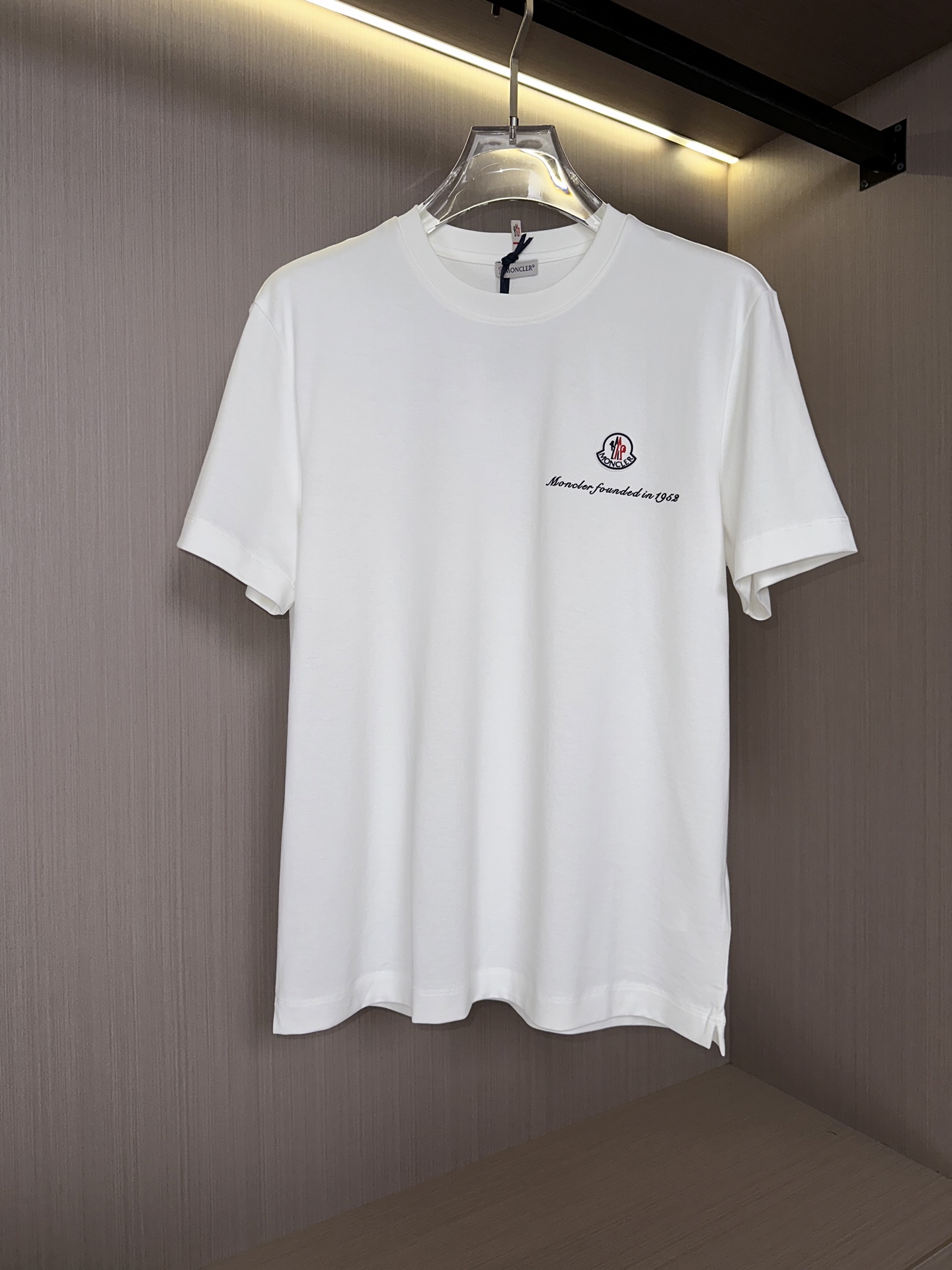 NO:130686,White display...,alexander wang19860909白色展示……,,alexander wang,Men's clothing