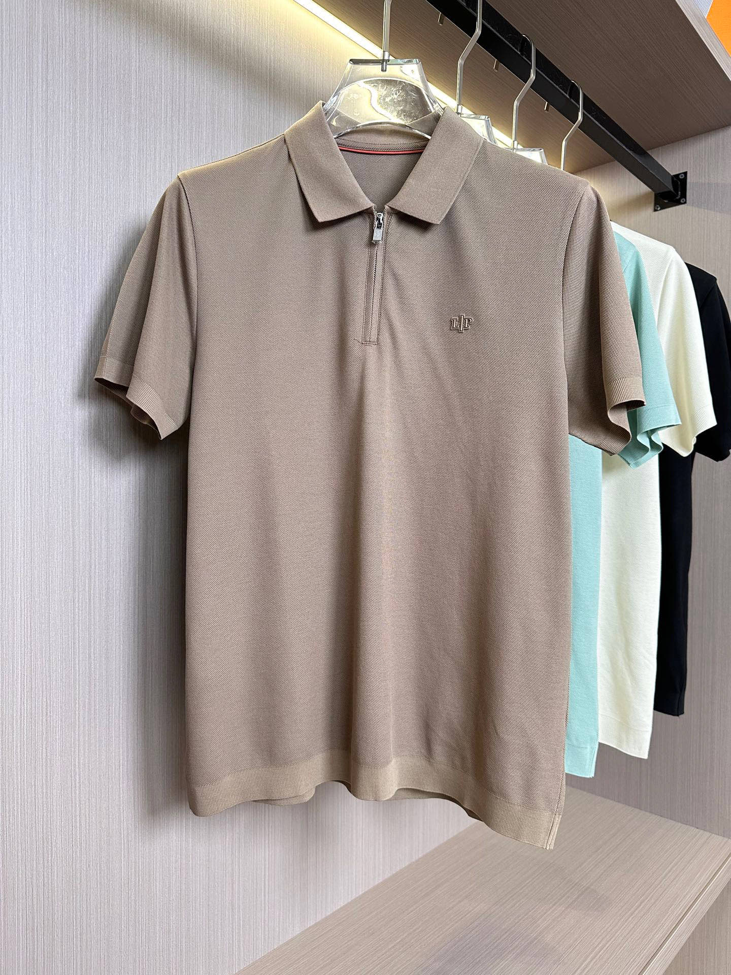   lp。家25SS早春新款起脚色织Polo 原版定制 进口纱线色染半拉链领口设计  时尚百搭 4色款🔥