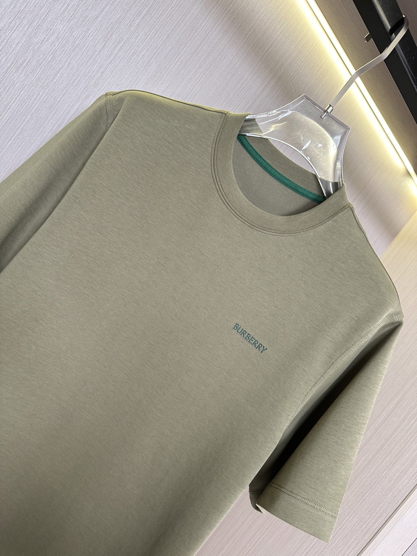 衣服 裤子  军绿色展示……