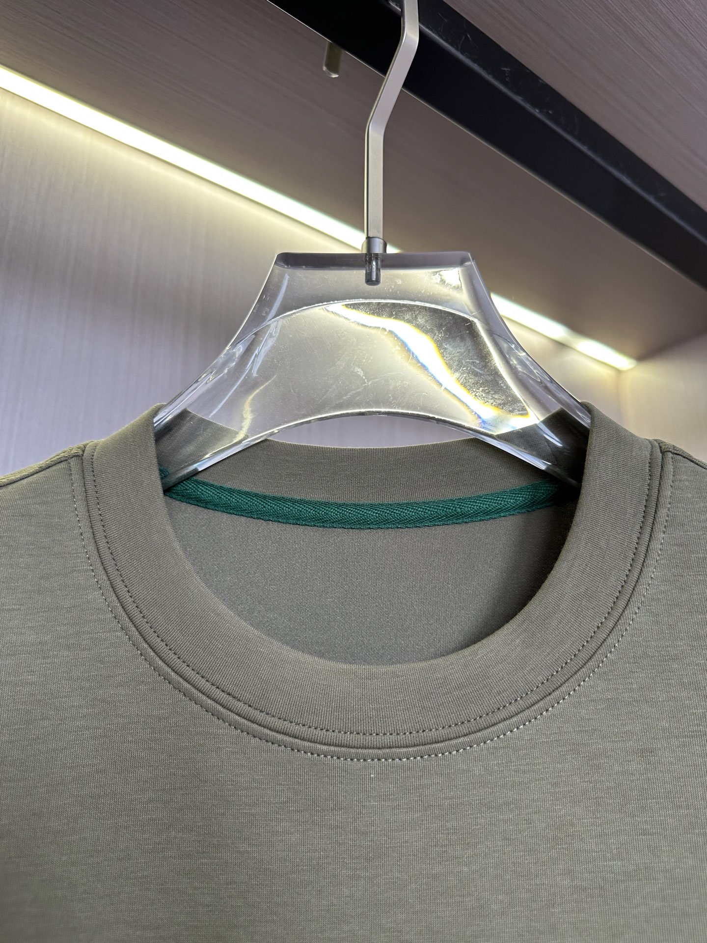 衣服 裤子  军绿色展示……