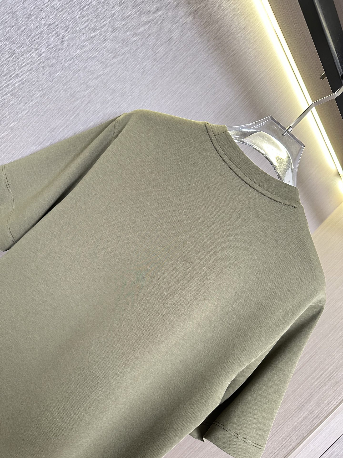 衣服 裤子  军绿色展示……
