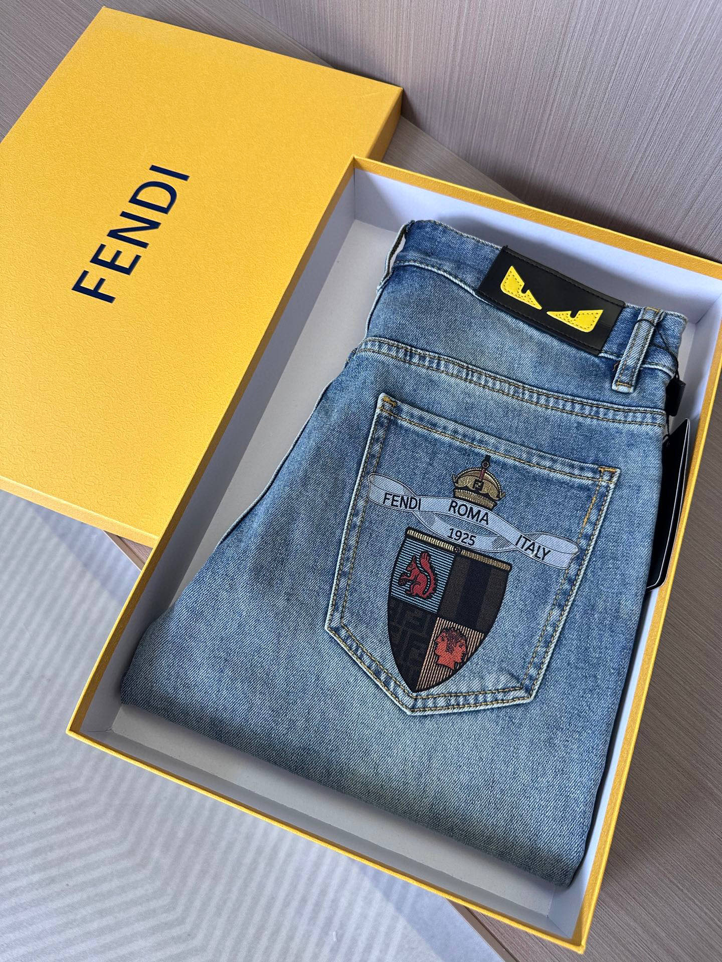 High-End Quality Summer Jeans: Super-Soft Fabric, Small Rectangular, Body Training. Sizes 29-38. - 图片 1