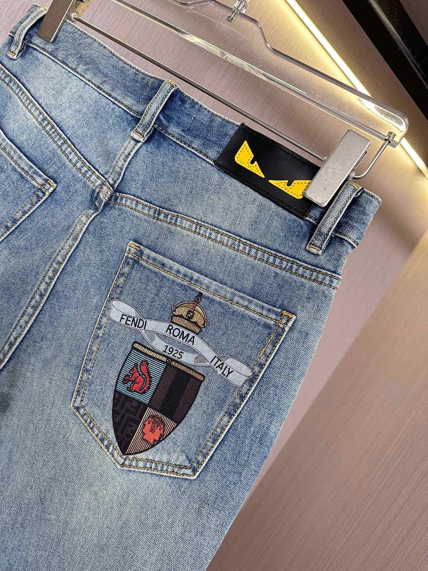 High-End Quality Summer Jeans: Super-Soft Fabric, Small Rectangular, Body Training. Sizes 29-38. - 图片 9