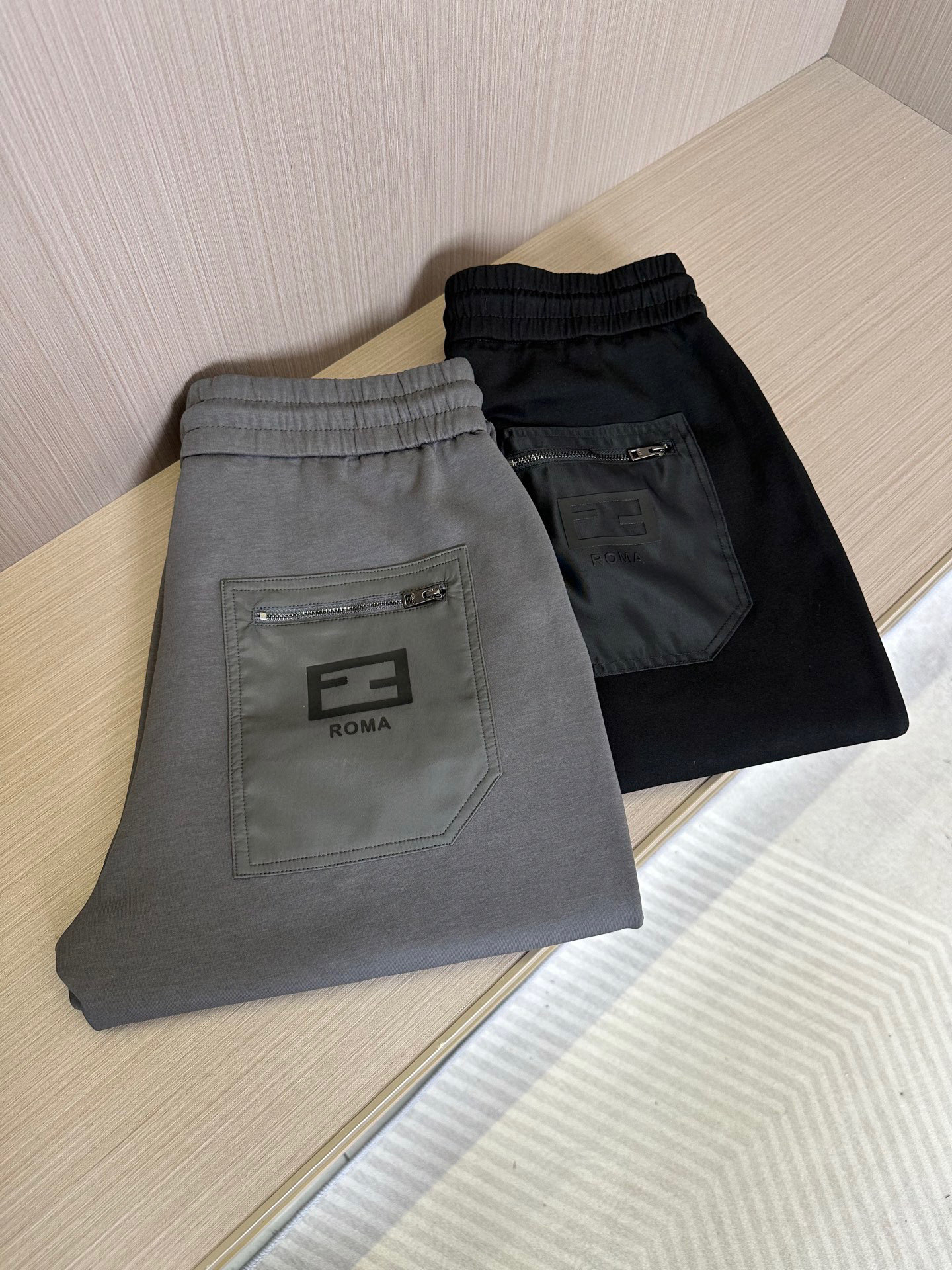 FDFendi 25SS Men’s Cotton Footpants: Stylish, Comfortable, and Versatile Sportswear Collection