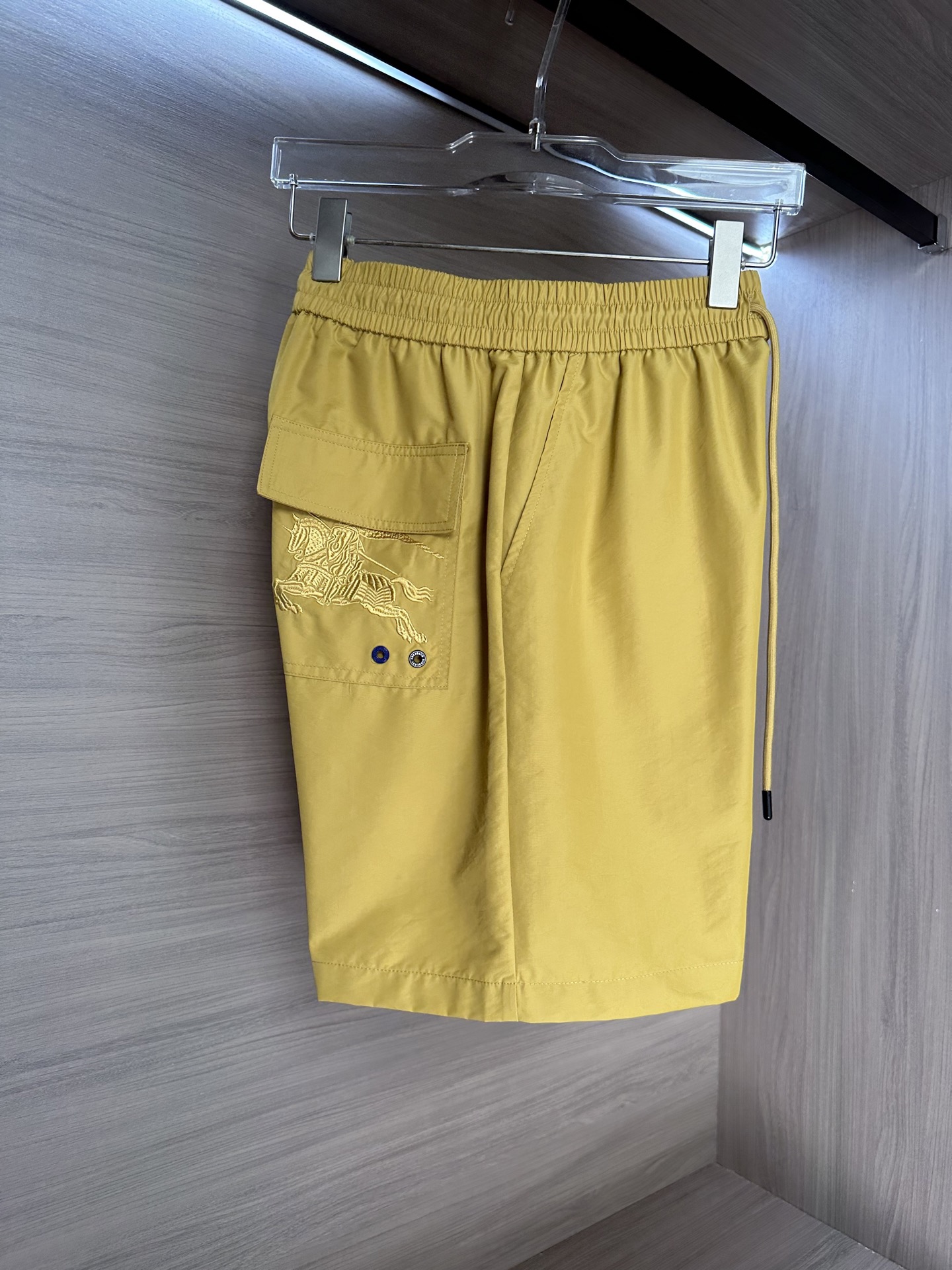 NO:479867,Yellow ~,alexander wang19860909黄色～,,alexander wang,Men's clothing