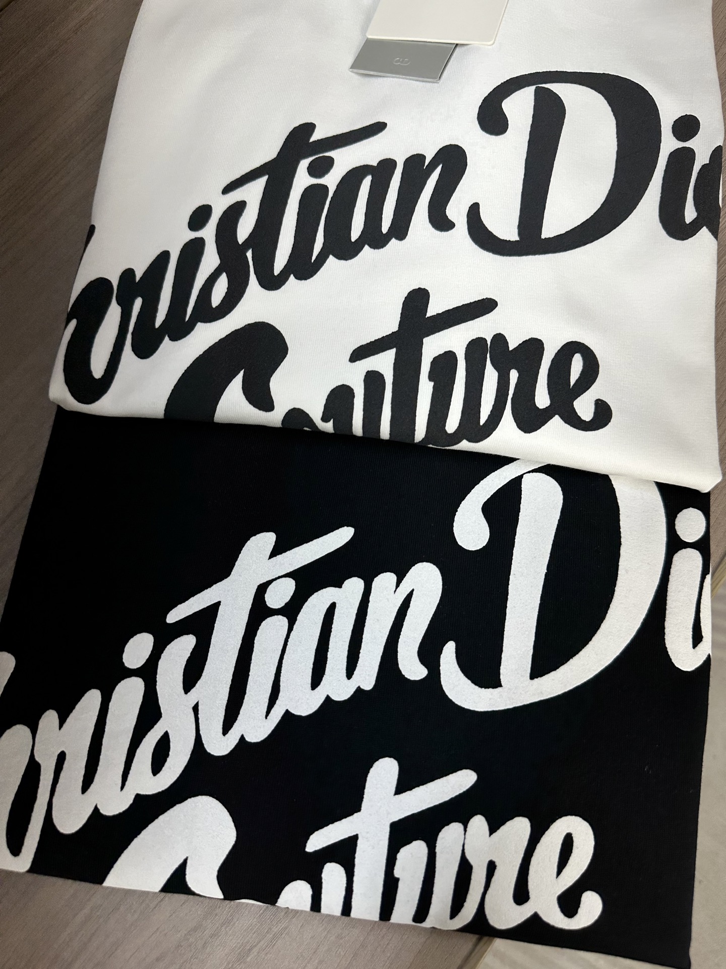 CD迪家26ss夏季最新款短袖圆领T恤 高端订制 设计前卫时尚！品牌字母logo重工艺设计 高端定制26