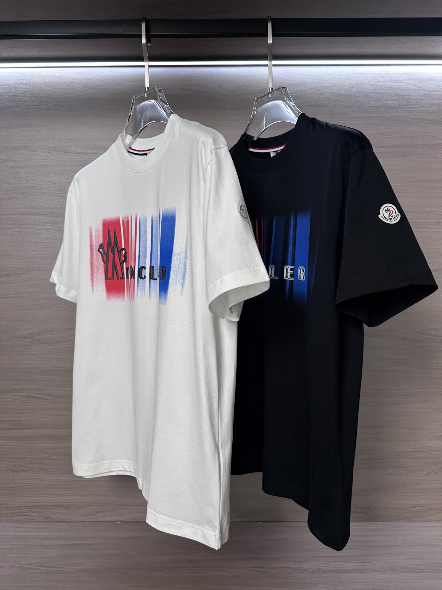 🔥Mon蒙家26ss夏季最新款短袖圆领T恤 高端订制 设计前卫时尚！品牌字母logo重工艺设计 高端定制