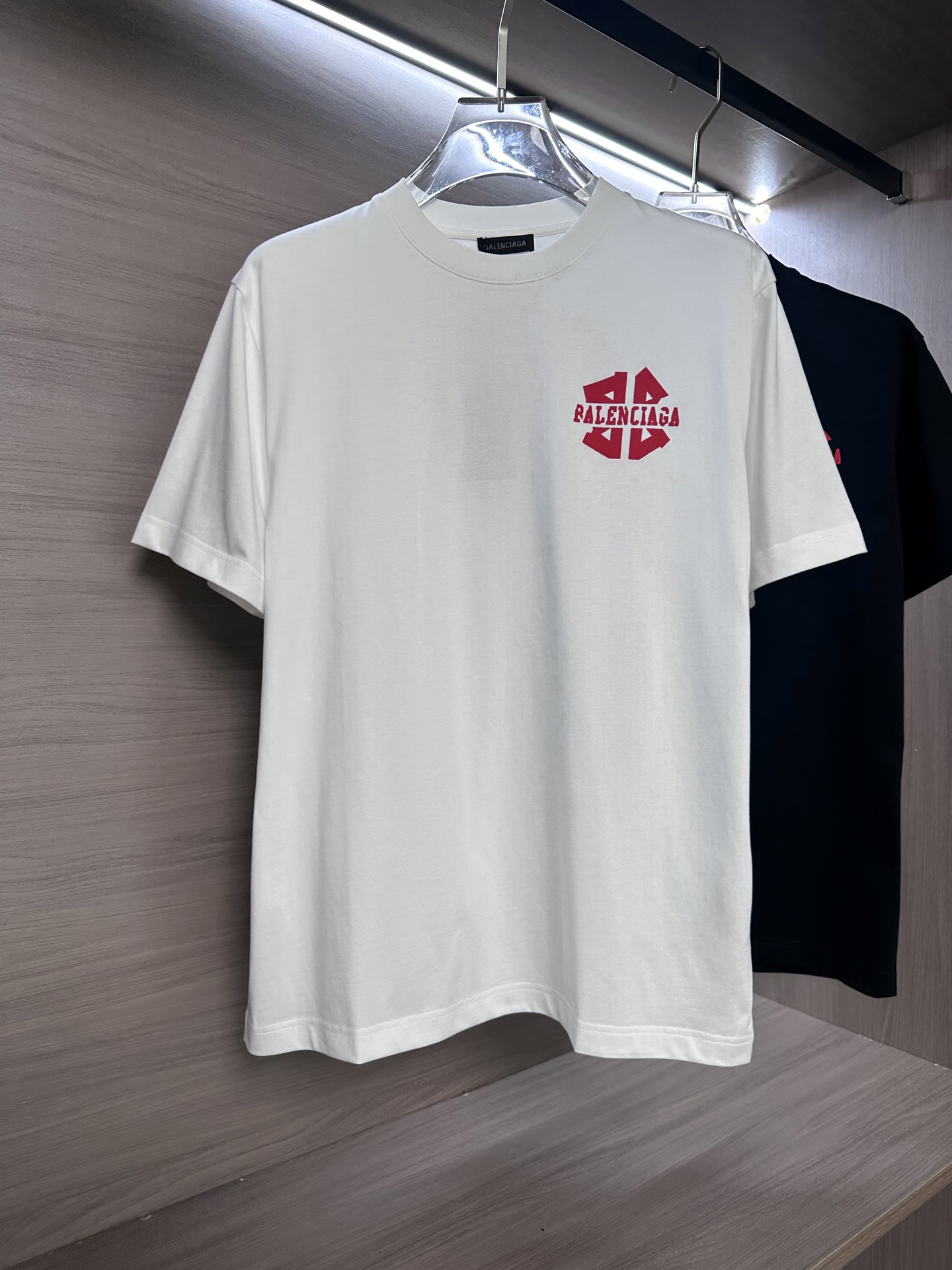 🔥BLAN巴黎世家26ss夏季最新款短袖圆领T恤 高端订制 设计前卫时尚！前后品牌经典logo重工艺设计