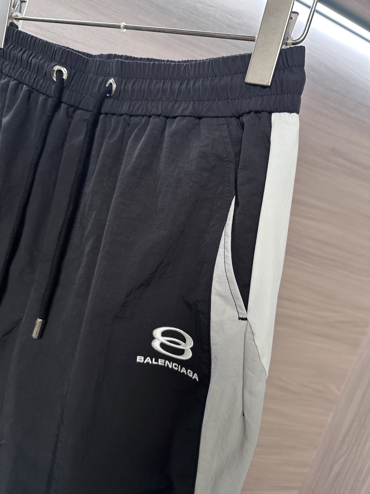 Balenciaga Men's Black & White Athletic Shorts, Elastic Waistband 8 i1751007898104 2271 0 6