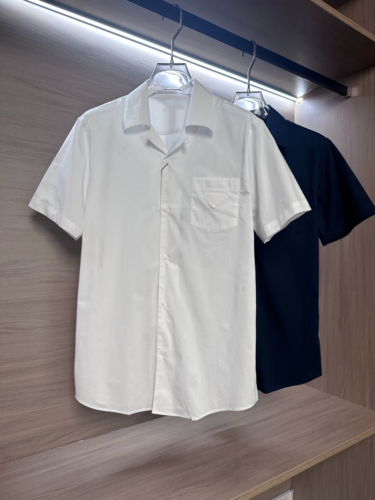 Prada 25SS Men's Cotton Short Sleeve Shirt - Comfortable & Breathable 3 i1751009337065 5945 0 1