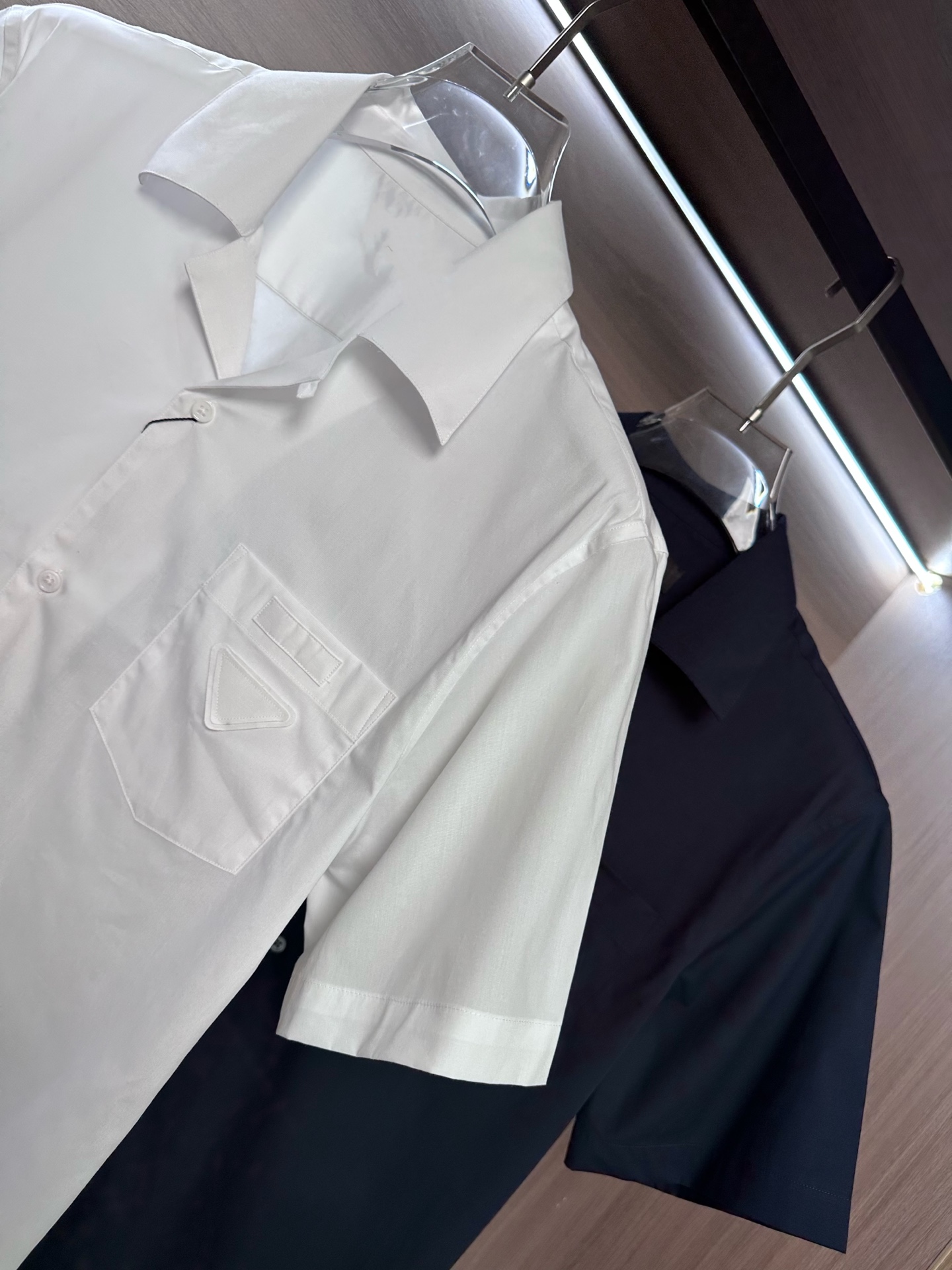 Prada 25SS Men's Cotton Short Sleeve Shirt - Comfortable & Breathable 6 i1751009337075 4836 0 4
