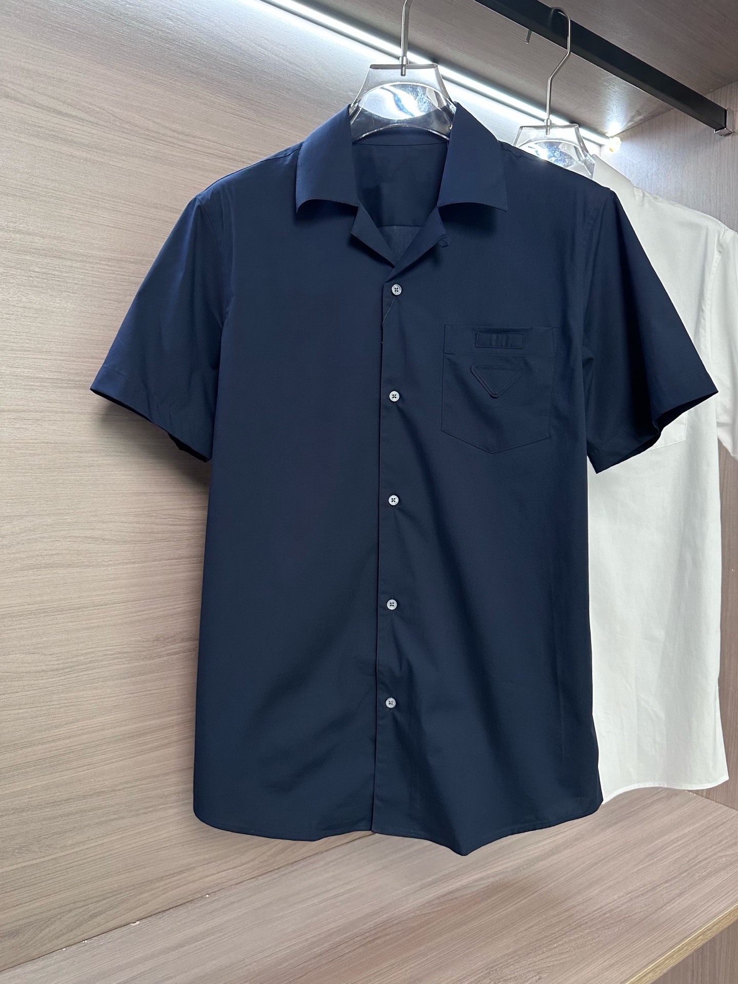 Prada 25SS Men's Cotton Short Sleeve Shirt - Comfortable & Breathable 4 i1751009337076 537 0 2