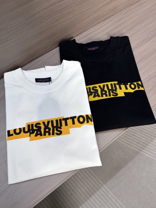 Louis Vuitton Men's 25SS Summer Short Sleeve Round Neck T-Shirt