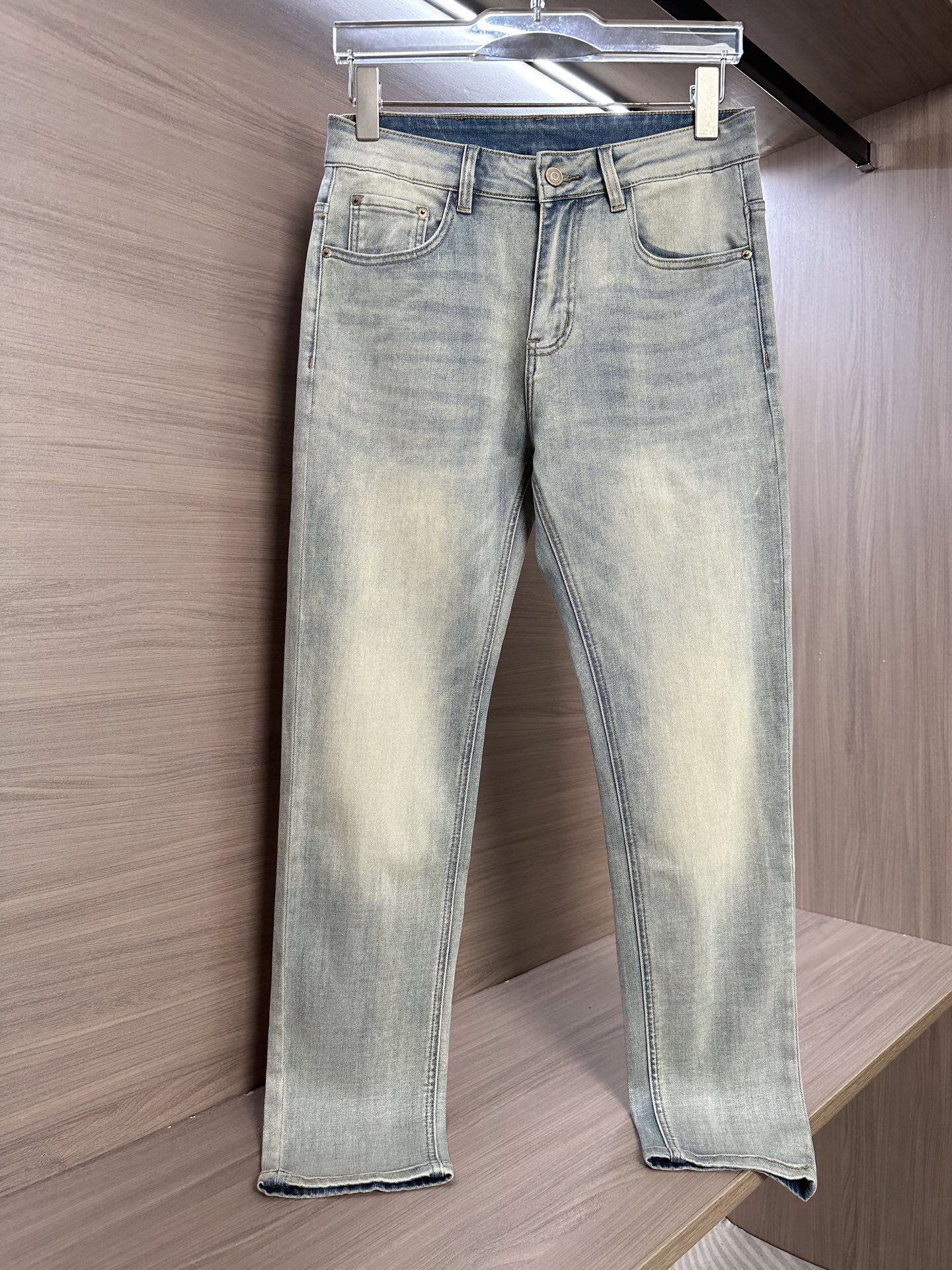 Louis Vuitton 25SS Light Blue Straight-Leg Jeans - Super Soft & Comfortable 3 i1751266473499 4702 0 1