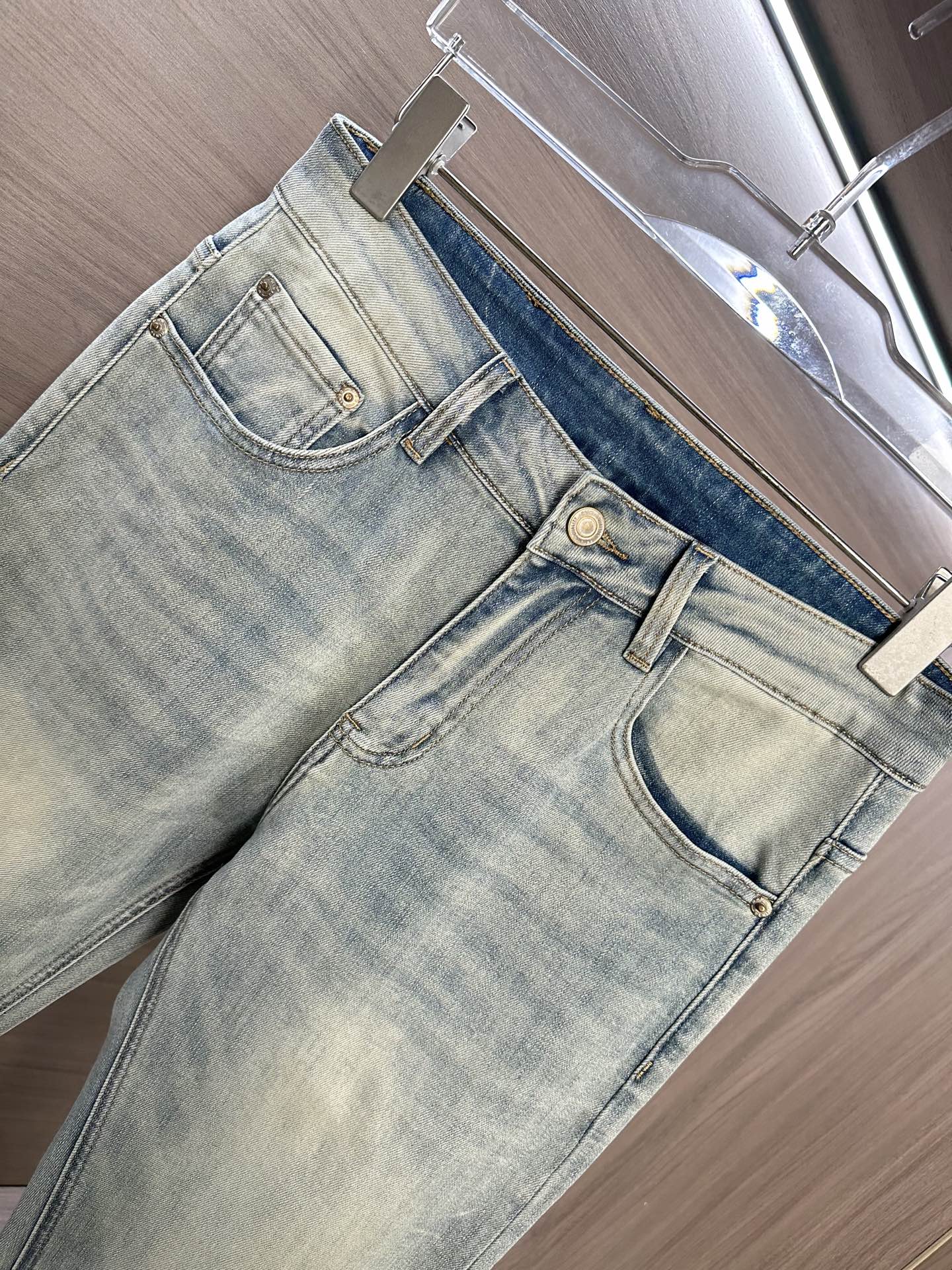 Louis Vuitton 25SS Light Blue Straight-Leg Jeans - Super Soft & Comfortable 5 i1751266473604 2654 0 3