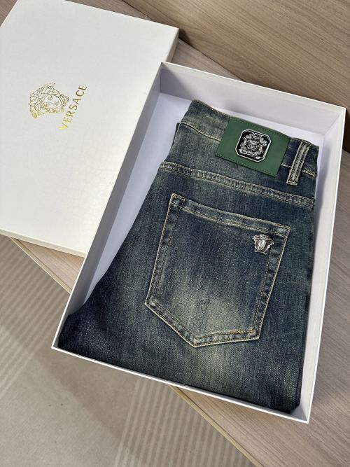 Versace Men's 25SS Summer Denim Jeans - Super Soft & Comfortable 1 Versace Men's 25SS Summer Denim Jeans - Super Soft & Comfortable