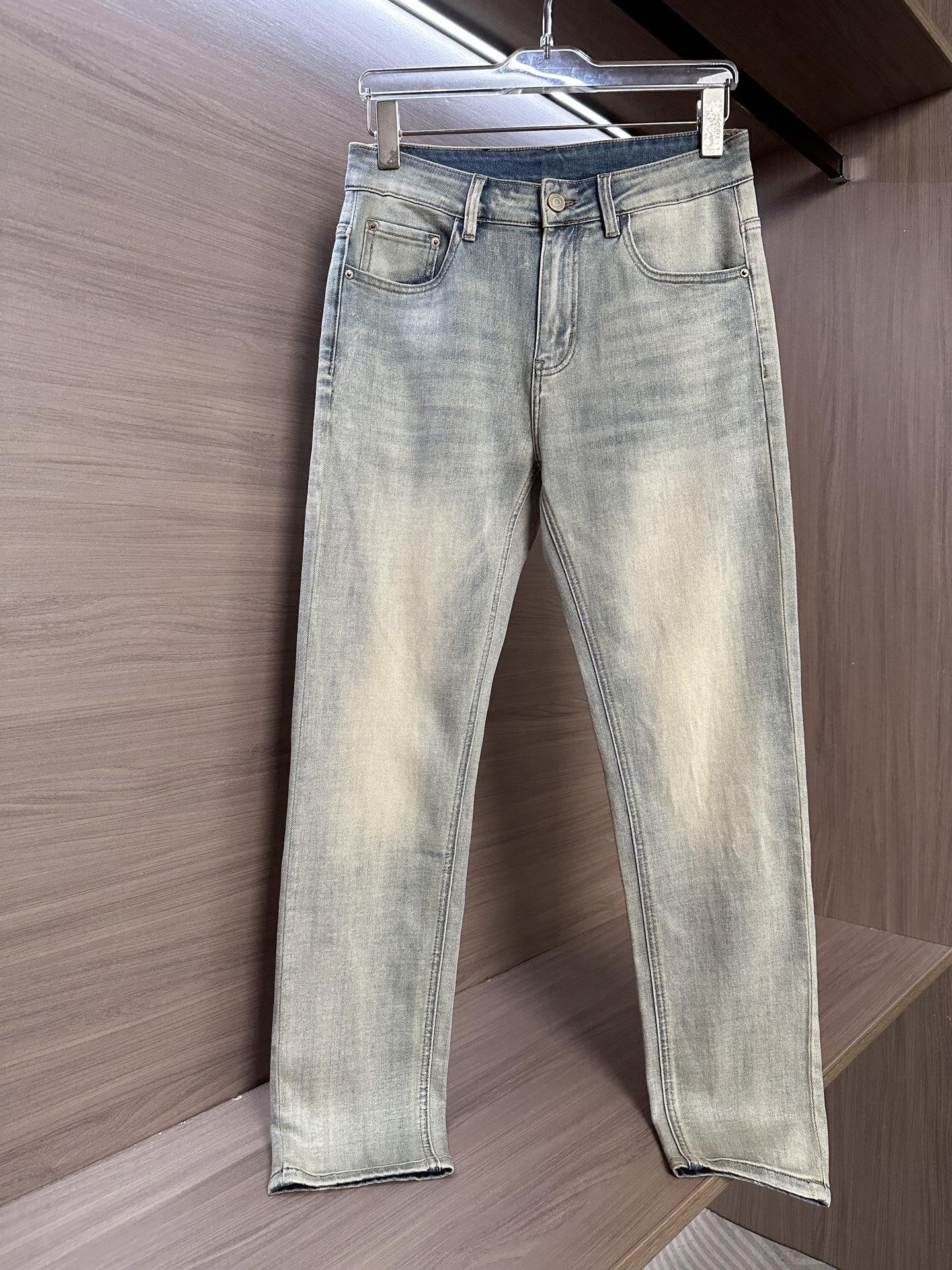 Ferragamo Men's Slim Fit Denim Jeans - Soft and Comfortable 3 i1751267591583 9479 0 1