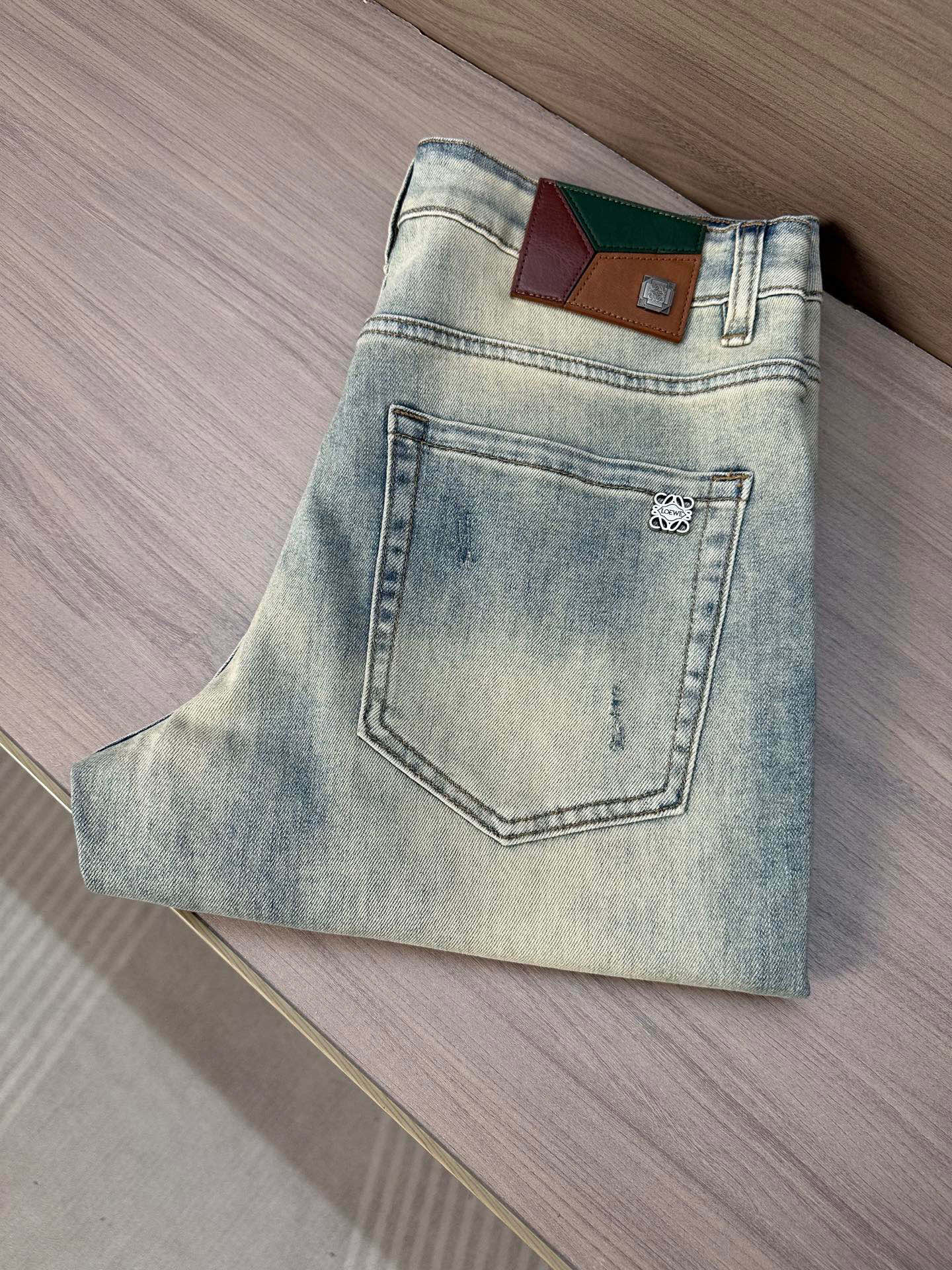 High-Quality Summer Jeans: Soft, Cozy Fabric, Body Training, Various Sizes Available. - 图片 1