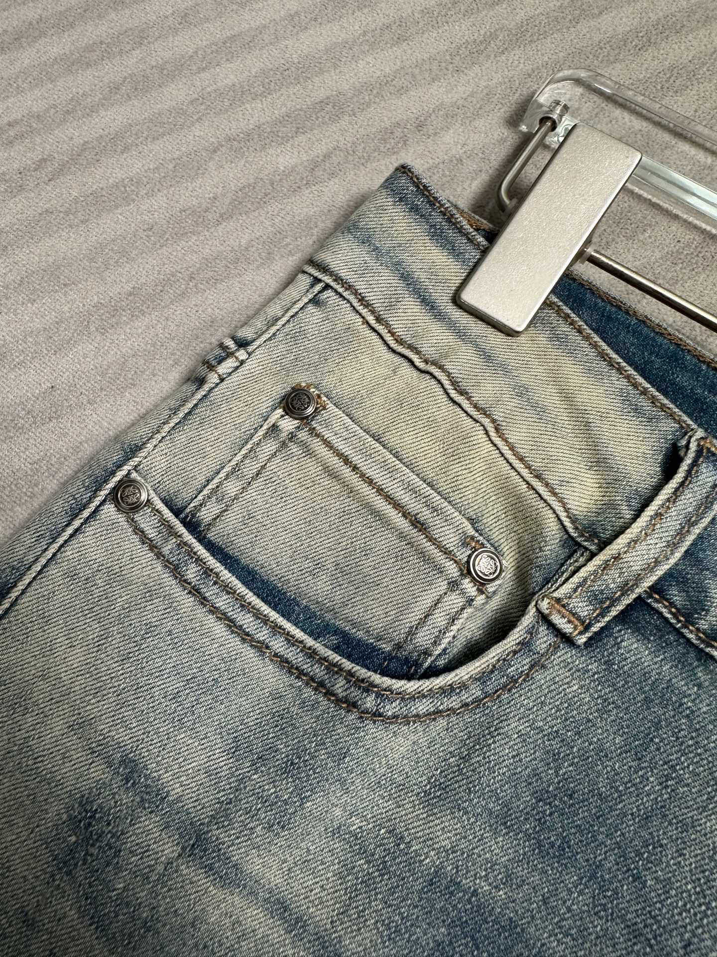 High-Quality Summer Jeans: Soft, Cozy Fabric, Body Training, Various Sizes Available. - 图片 8