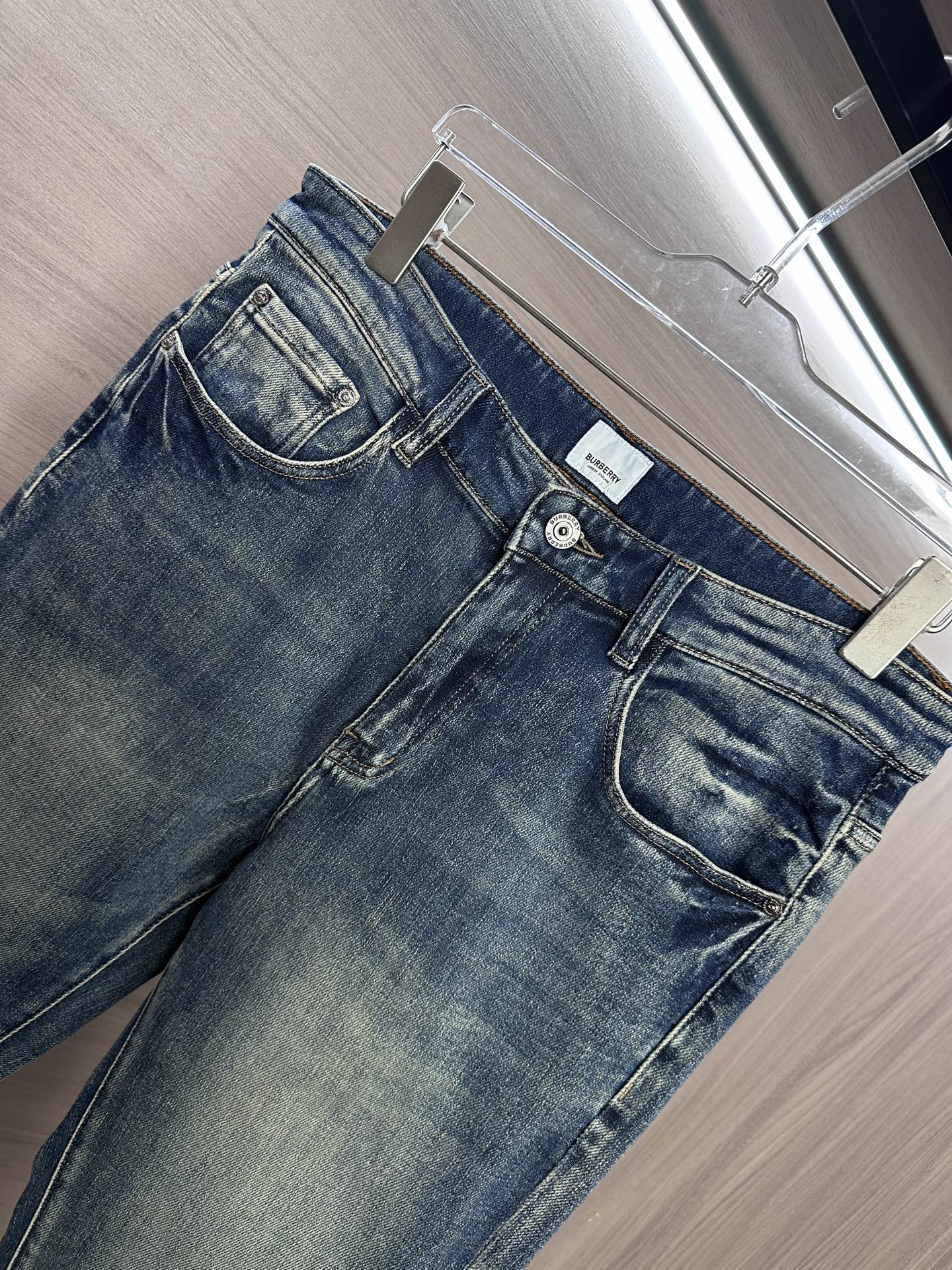 Burberry Classic Fit Denim Jeans with Check Pattern - Stylish & Comfortable 5 i1755669094140 8717 0 3