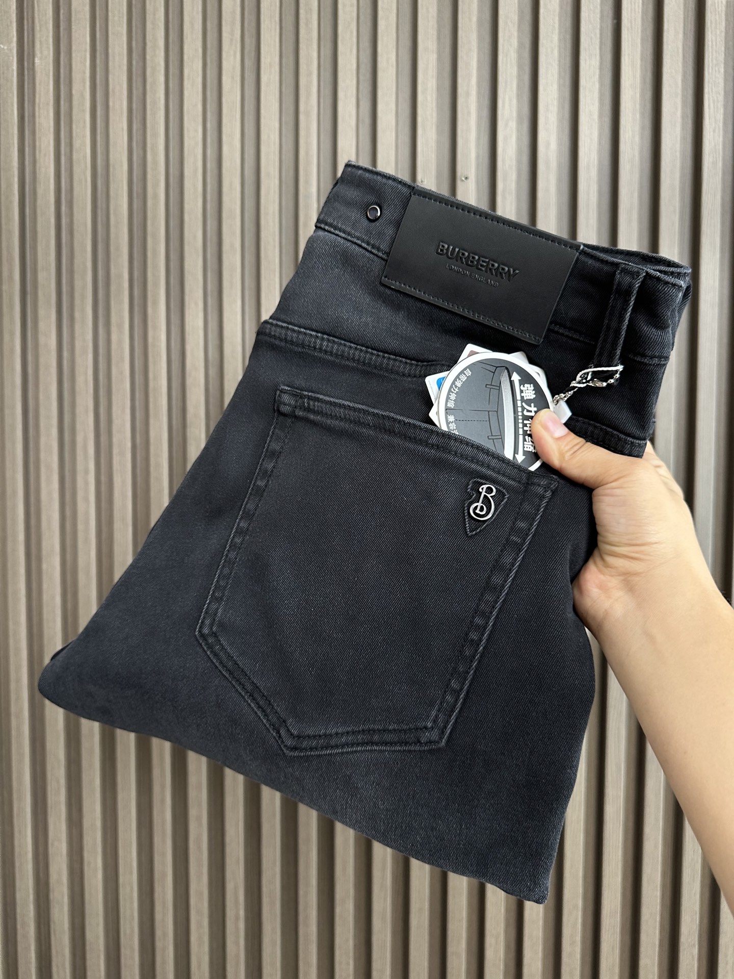 Burberry Women's Slim-Fit Denim Jeans with Elastic Fabric & Horseferry Print 2 i1756187297610 1336 0 0
