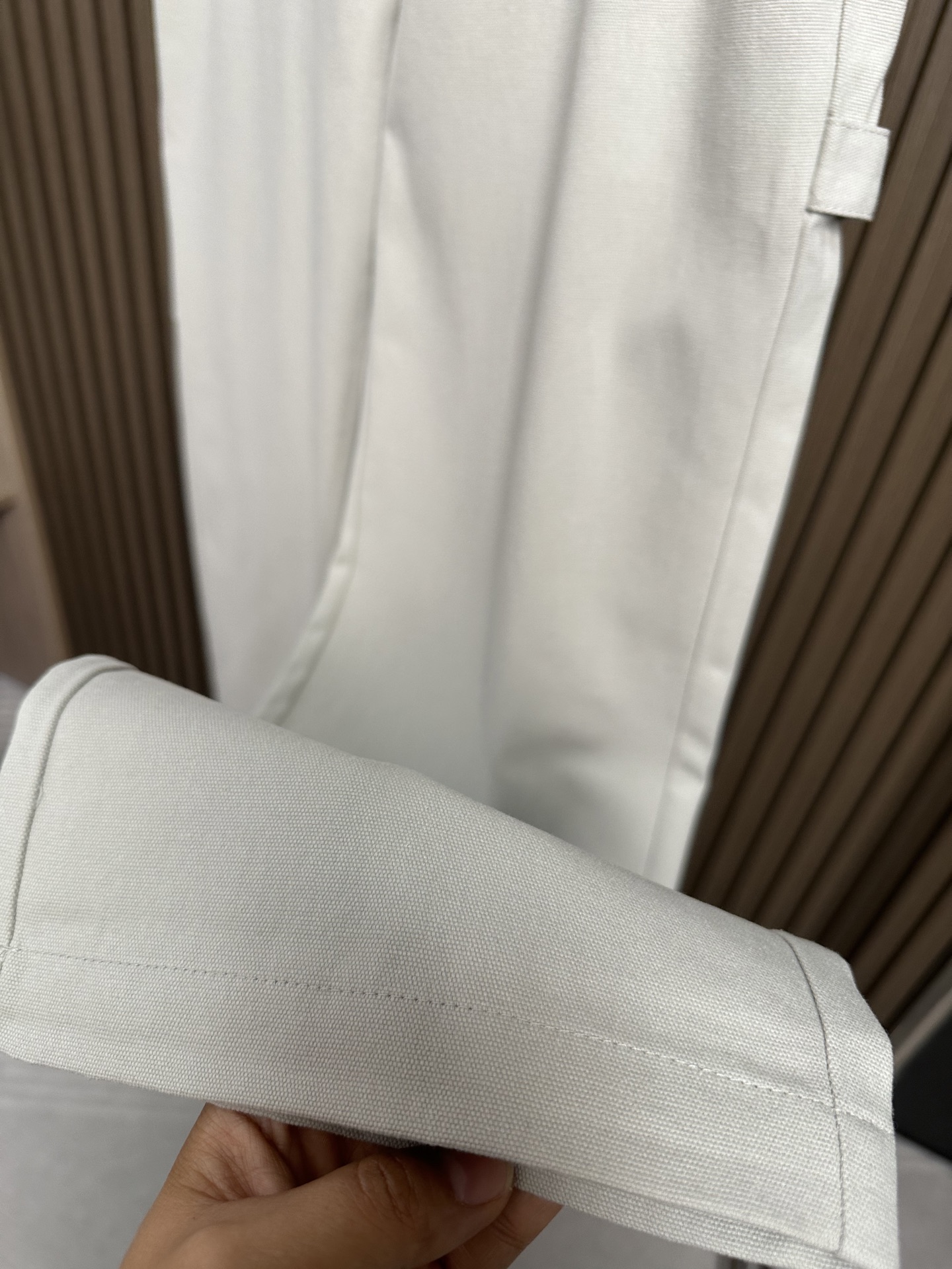 /套 浅卡其长裤～