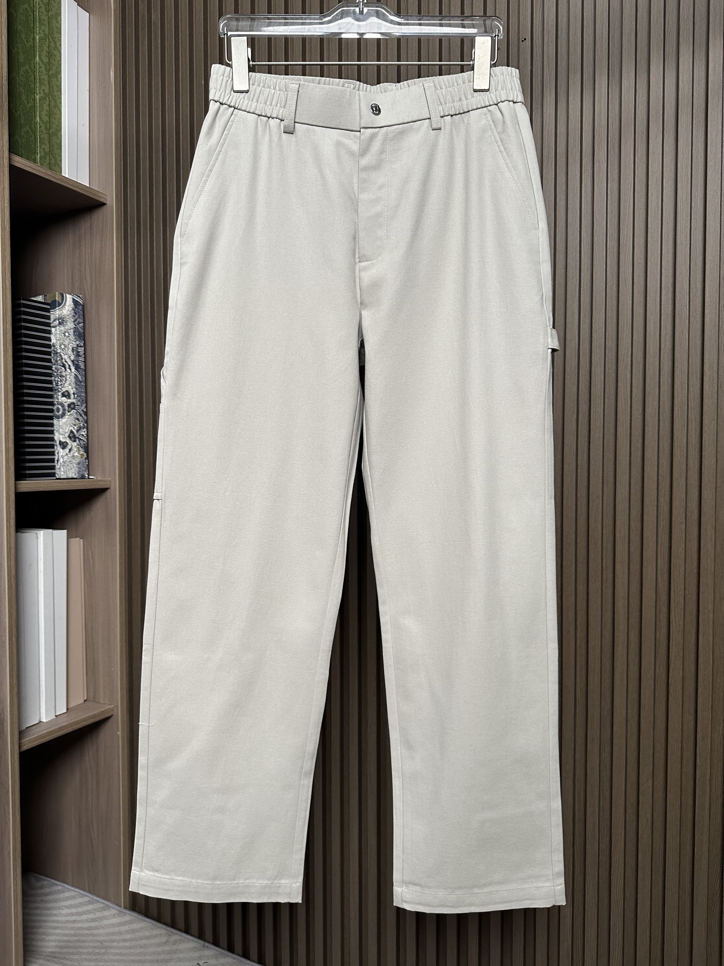 /套 浅卡其长裤～