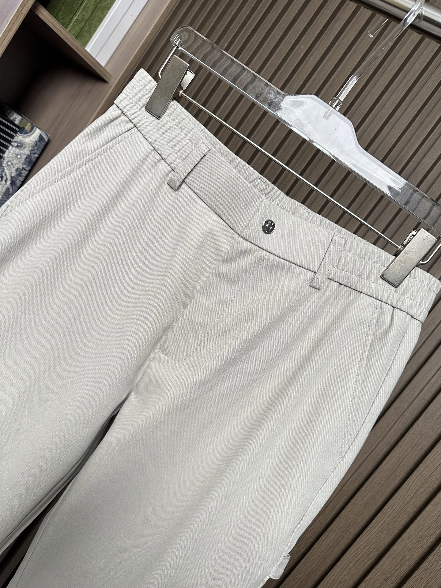 /套 浅卡其长裤～