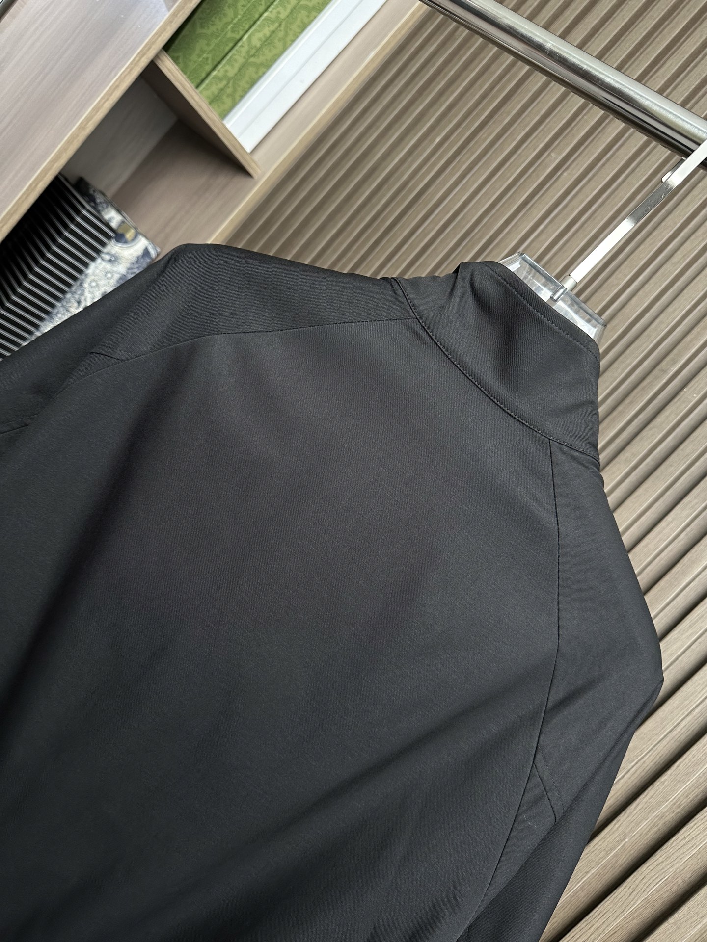 🔥 BBR家25FW秋冬新款立领外套，高品质，独家定制面料，胸前刺绣经典品牌战马图案，拉链款，内里经典格