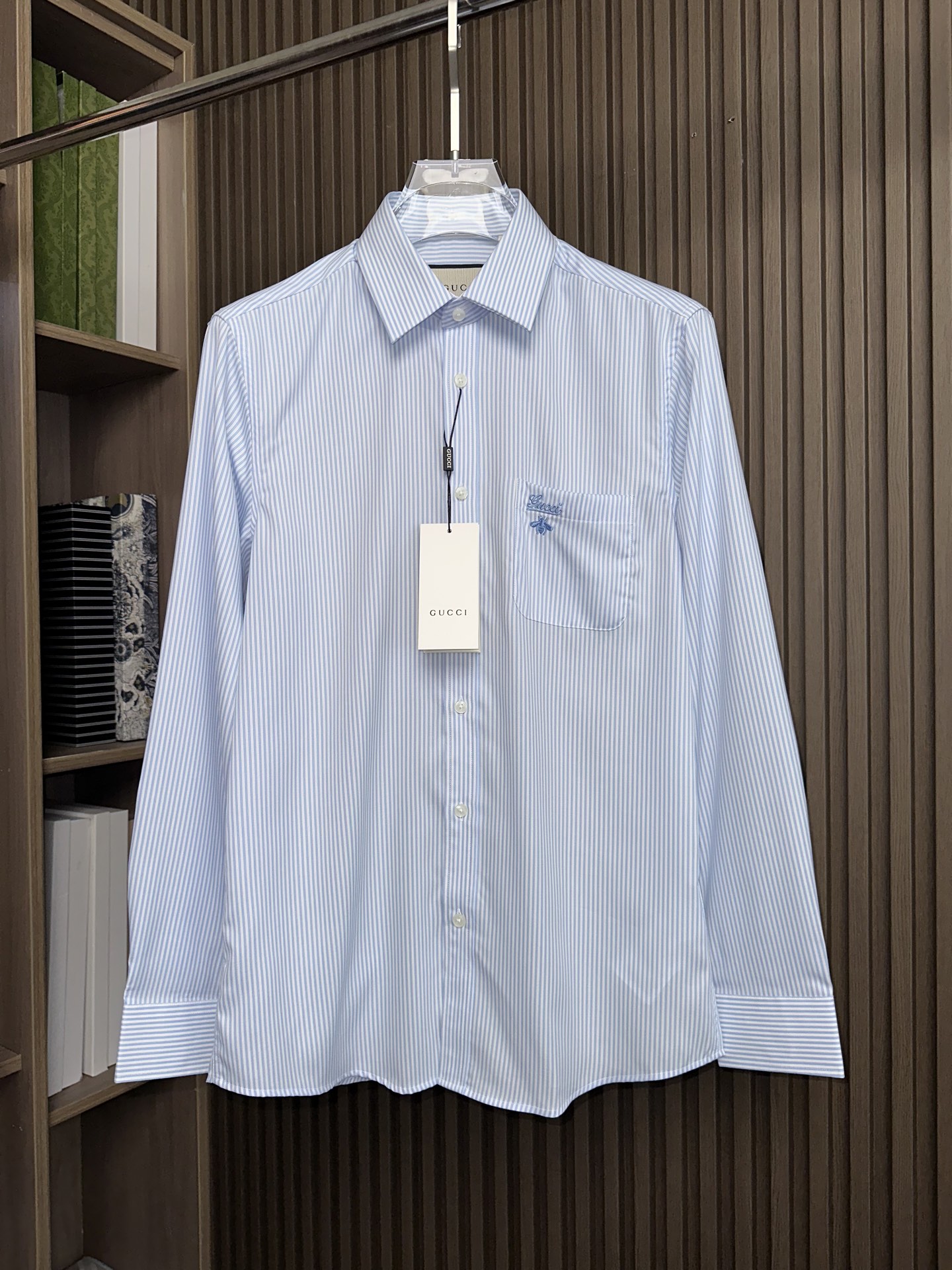 2025年新款GU古家舒适条纹提花衬衫，商务绅士通勤款时尚又得体，百搭好驾驭长袖衬衫，在繁忙的都市生活中