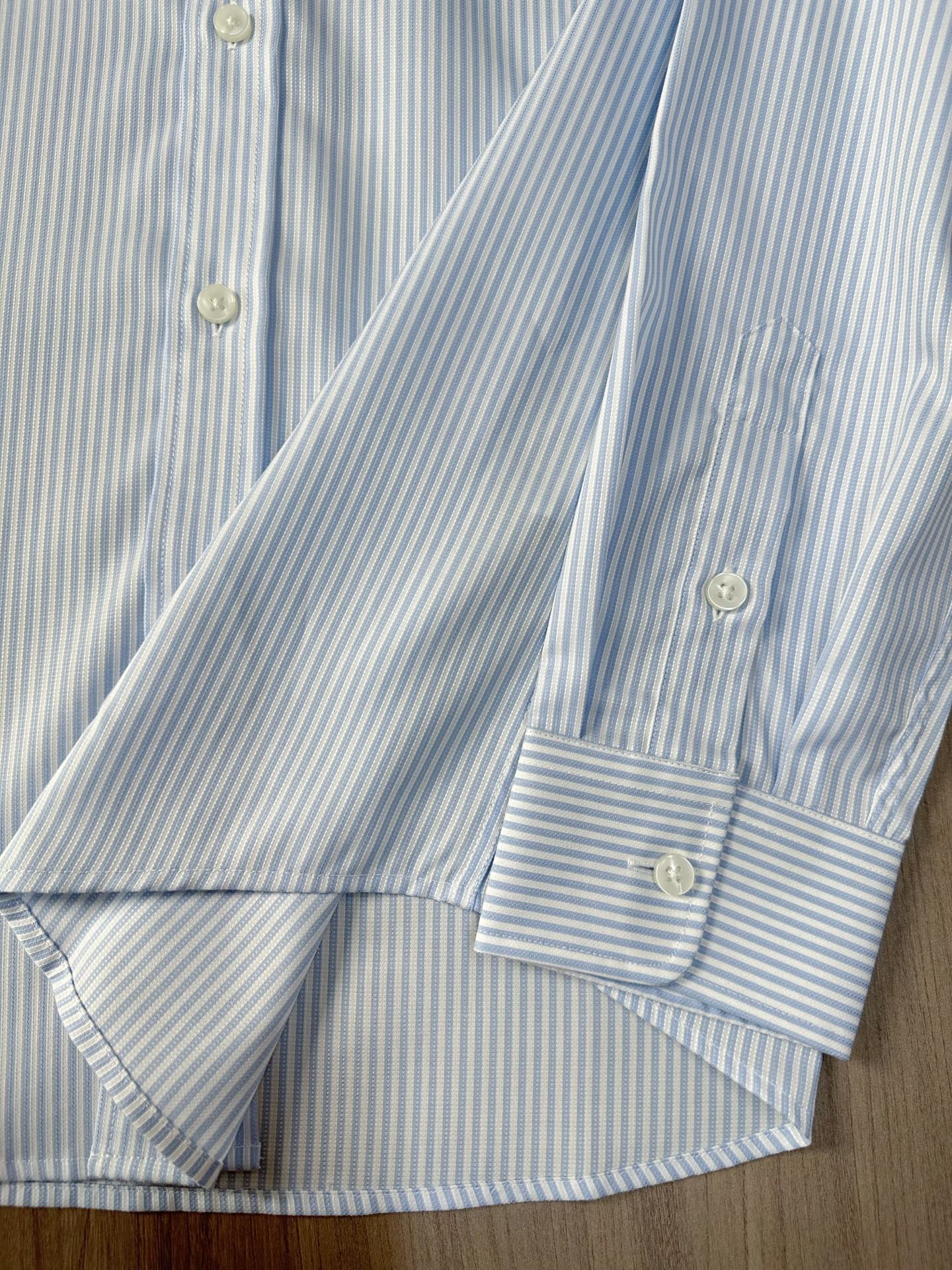 2025年新款GU古家舒适条纹提花衬衫，商务绅士通勤款时尚又得体，百搭好驾驭长袖衬衫，在繁忙的都市生活中