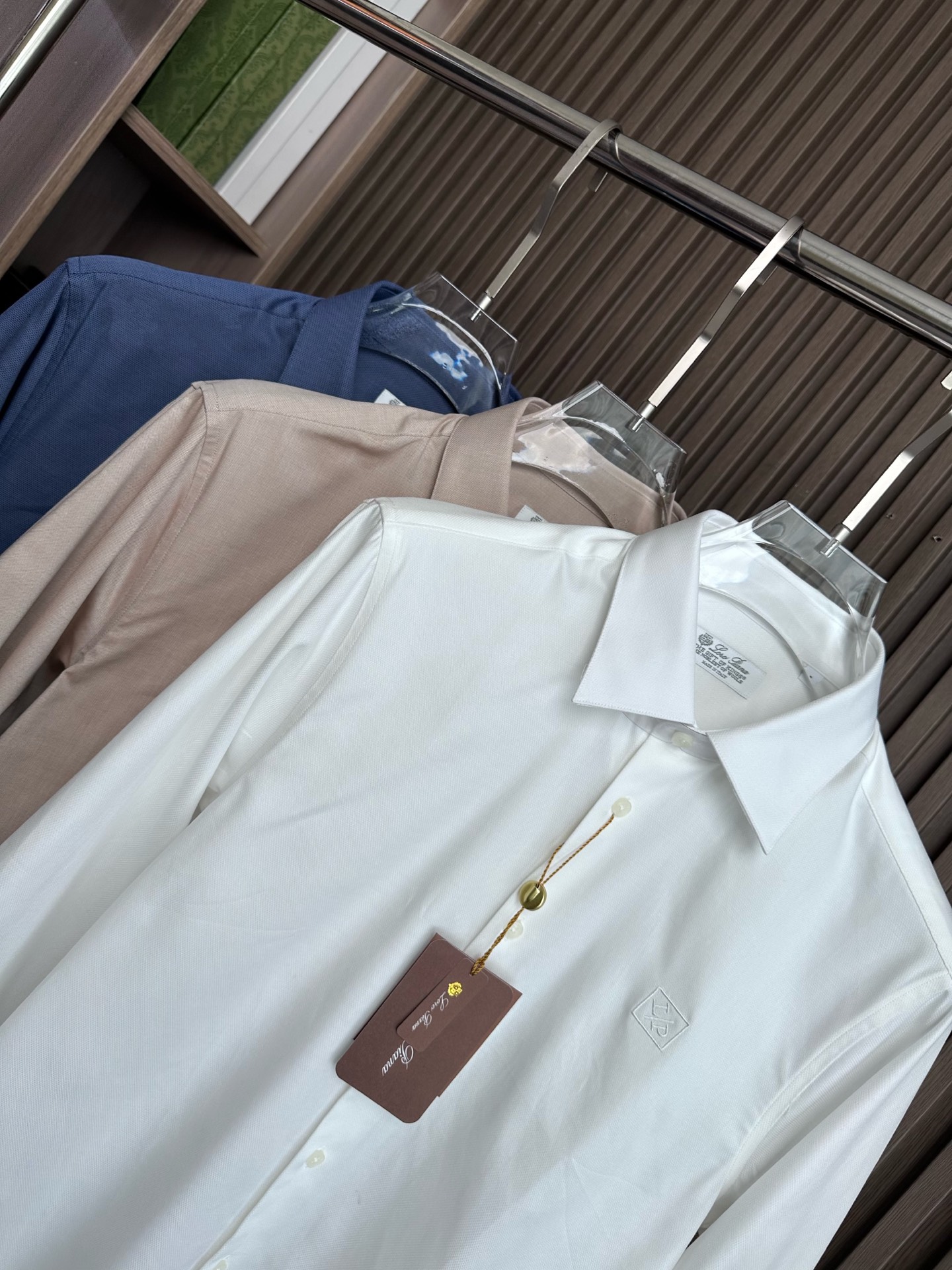 ❤️2025年新款lP🆕诺悠翩雅。舒适提花衬衫，商务绅士通勤款时尚又得体，百搭好驾驭长袖衬衫，在繁忙的都